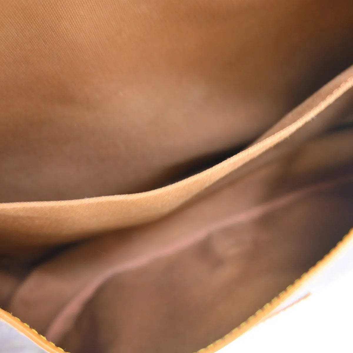 Louis Vuitton Saumur Handbag Monogram Canvas Brown Canvas Shoulder Bag Bag (Pre-Owned)