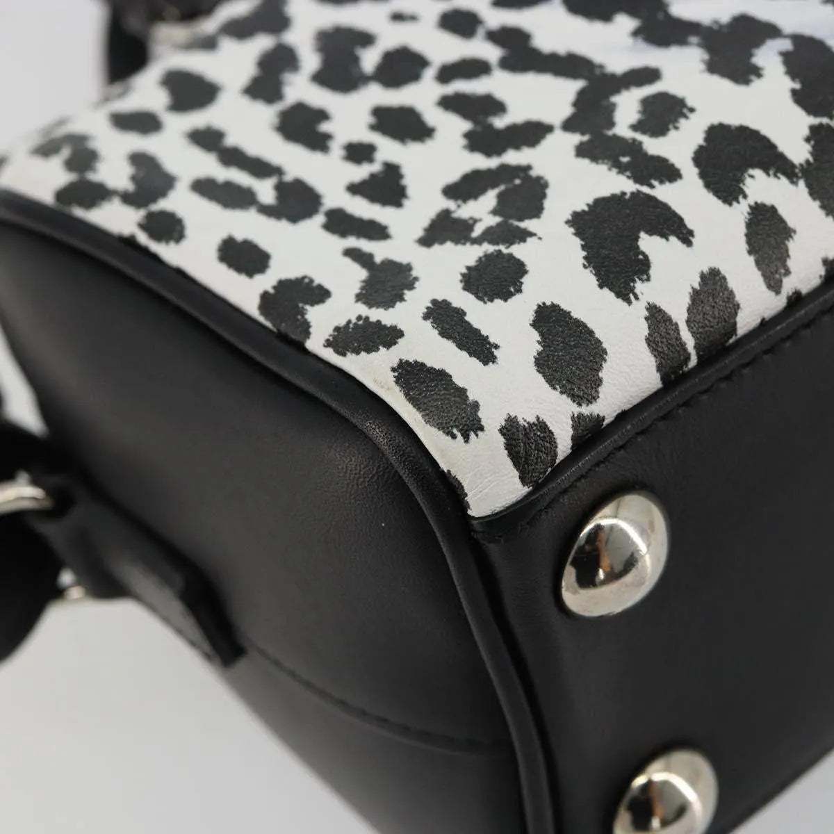 Saint Laurent Classic Baby Duffle Printed Leather Black Leather Handbag (Pre-Owned)