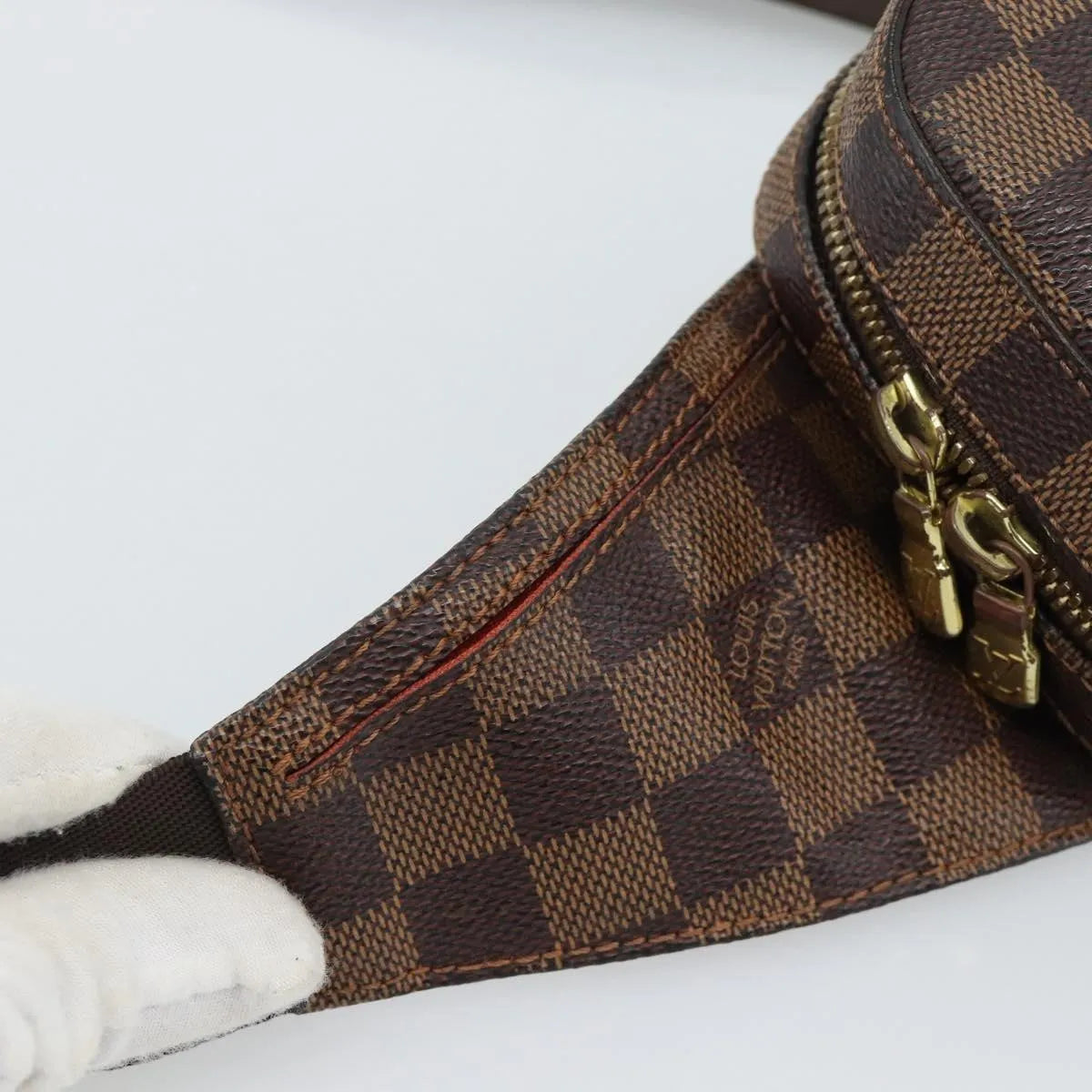 Louis Vuitton Geronimos Waist Damier Brown Canvas Shoulder Bag Bag (Pre-Owned)