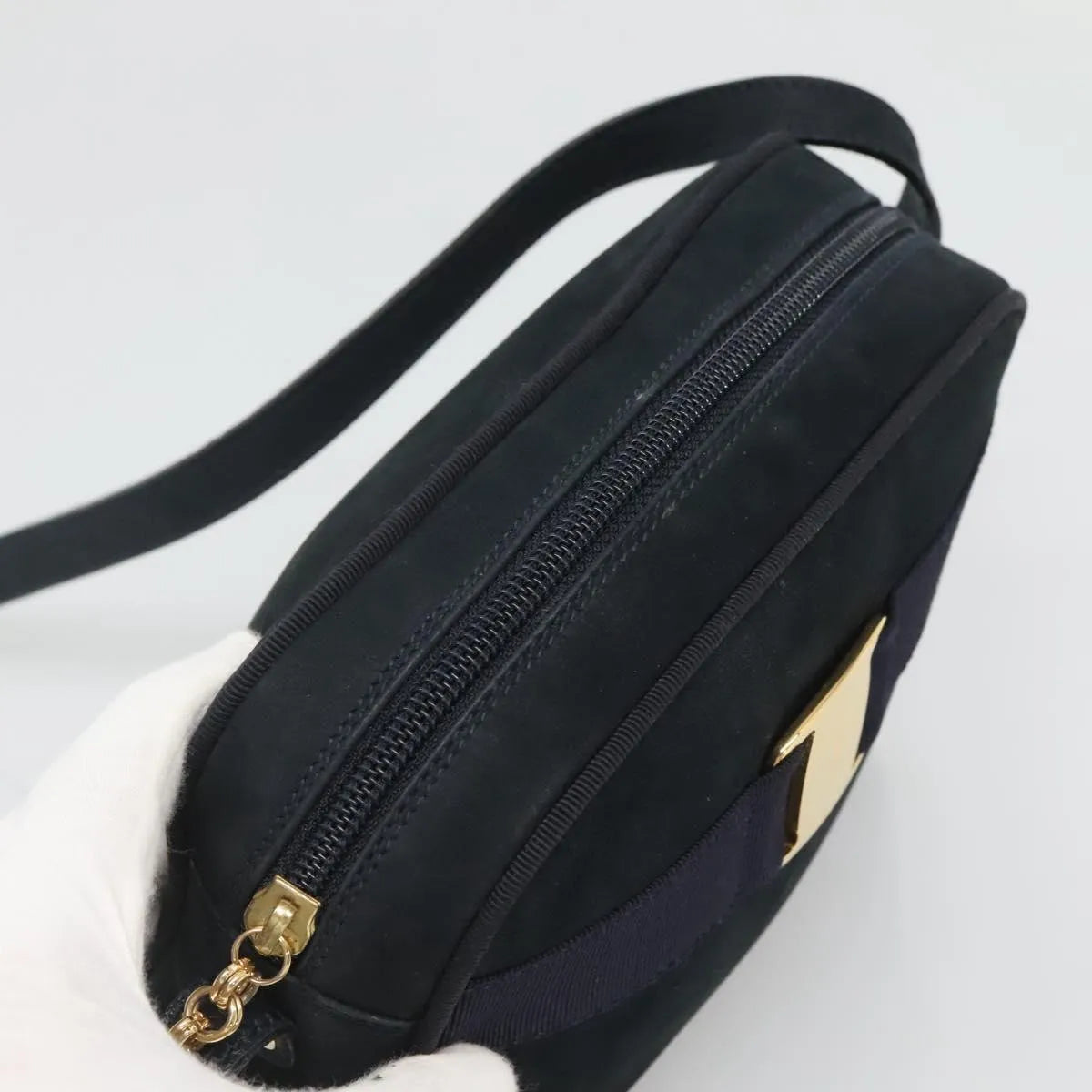 Salvatore Ferragamo Vara Bow Camera Suede Navy Suede Shoulder Bag Bag (Pre-Owned)
