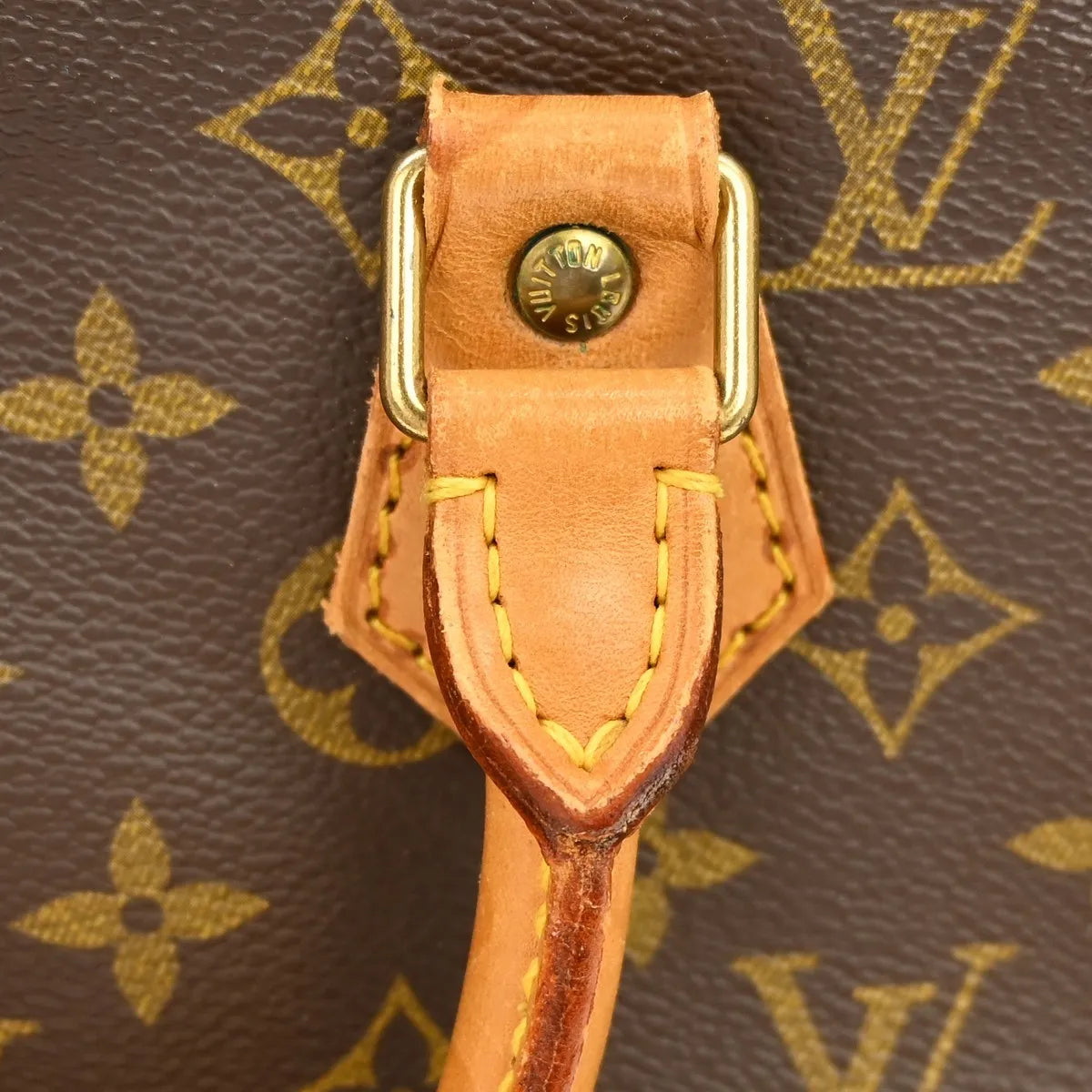Louis Vuitton Alma Monogram Brown Canvas Handbag (Pre-Owned)