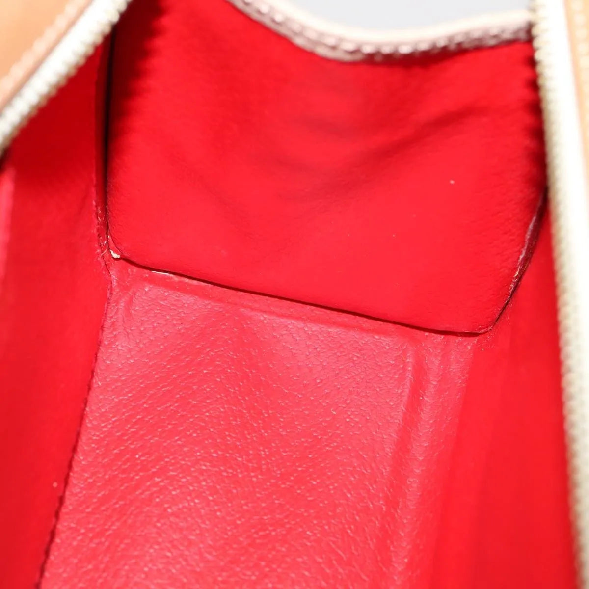Celine Vintage Leather Beige Leather Handbag (Pre-Owned)