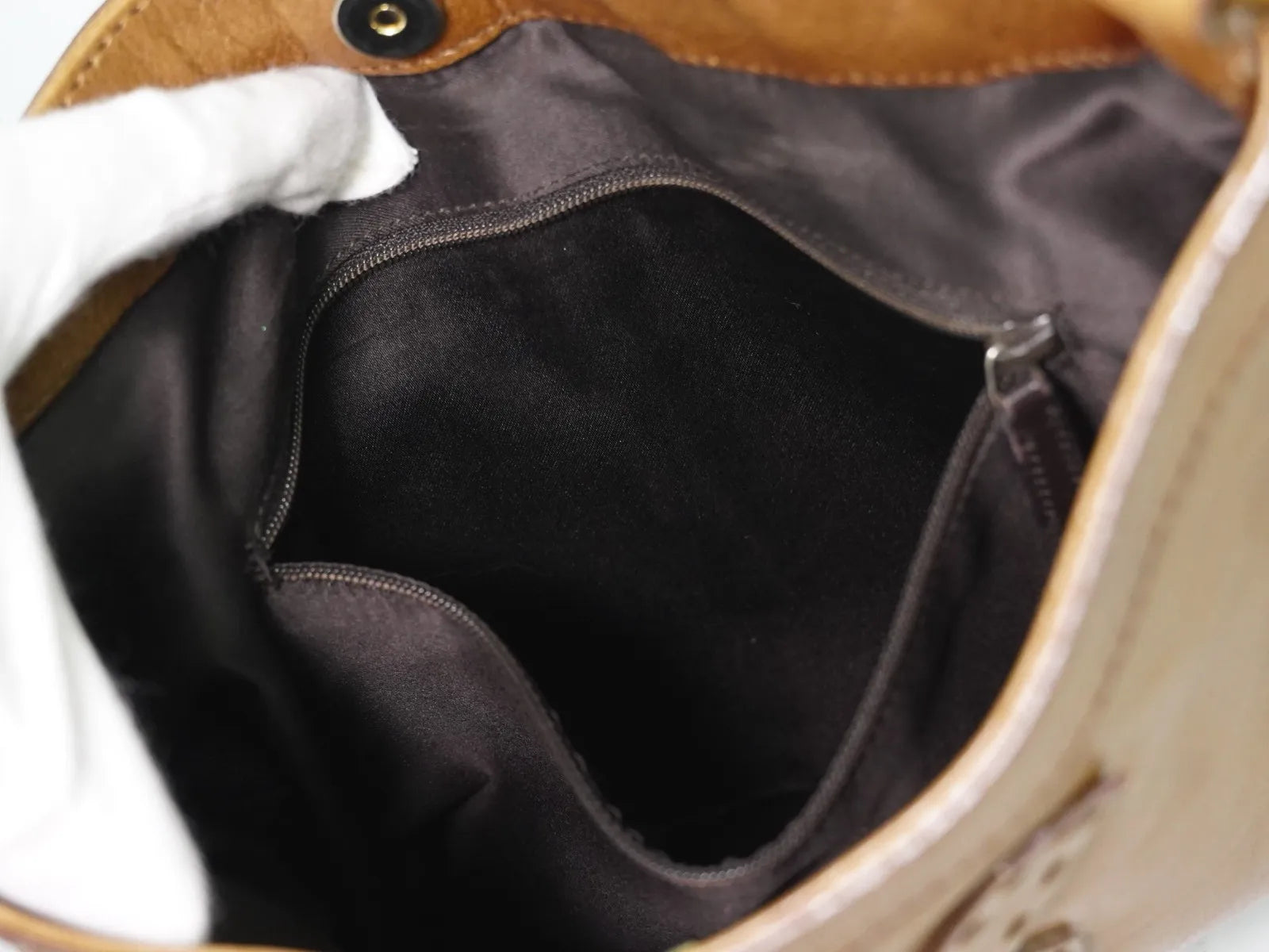 Saint Laurent Mombasa Hobo Leather Brown Leather Shoulder Bag Bag (Pre-Owned)