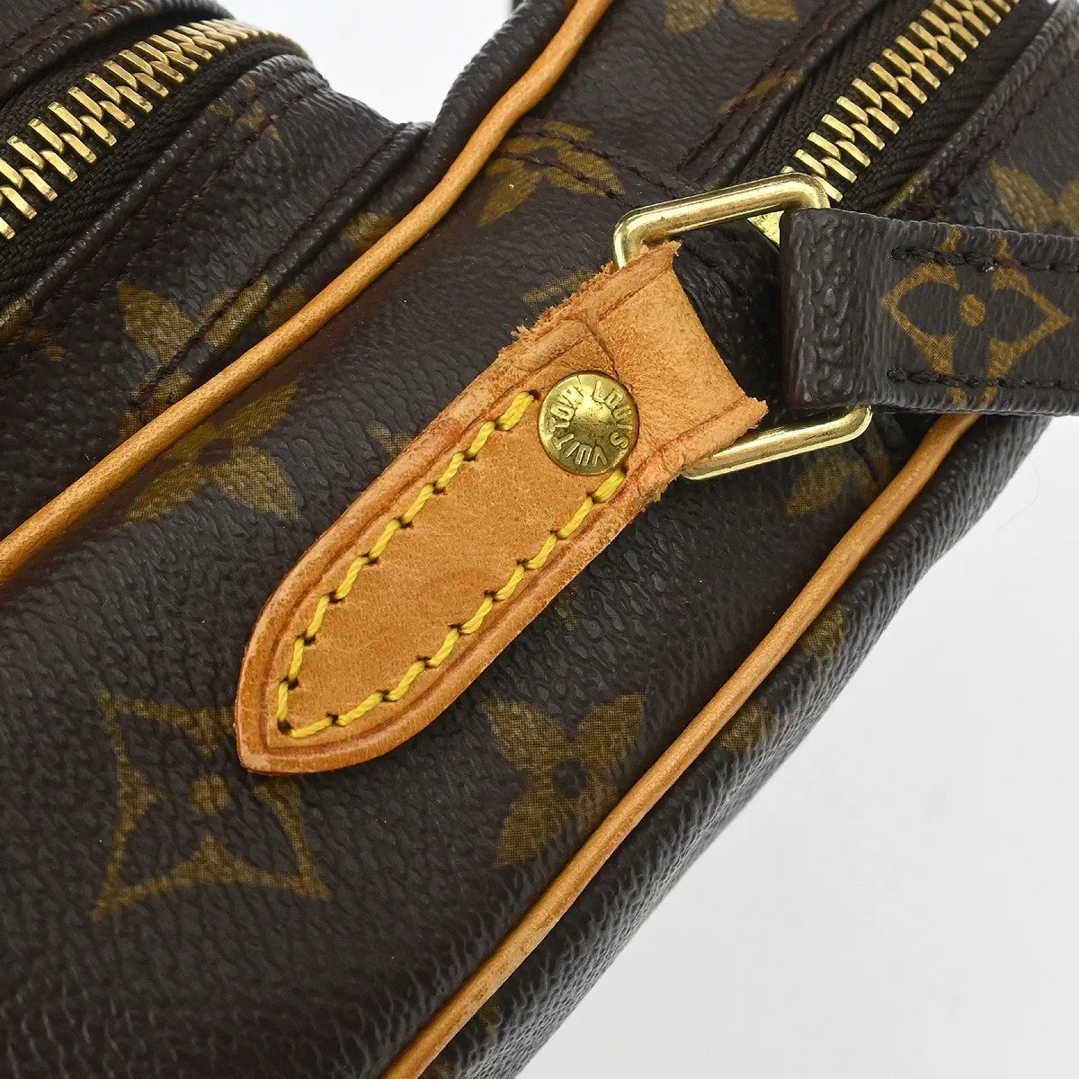 Louis Vuitton Amazone Monogram Canvas Brown Canvas Shoulder Bag Bag (Pre-Owned)