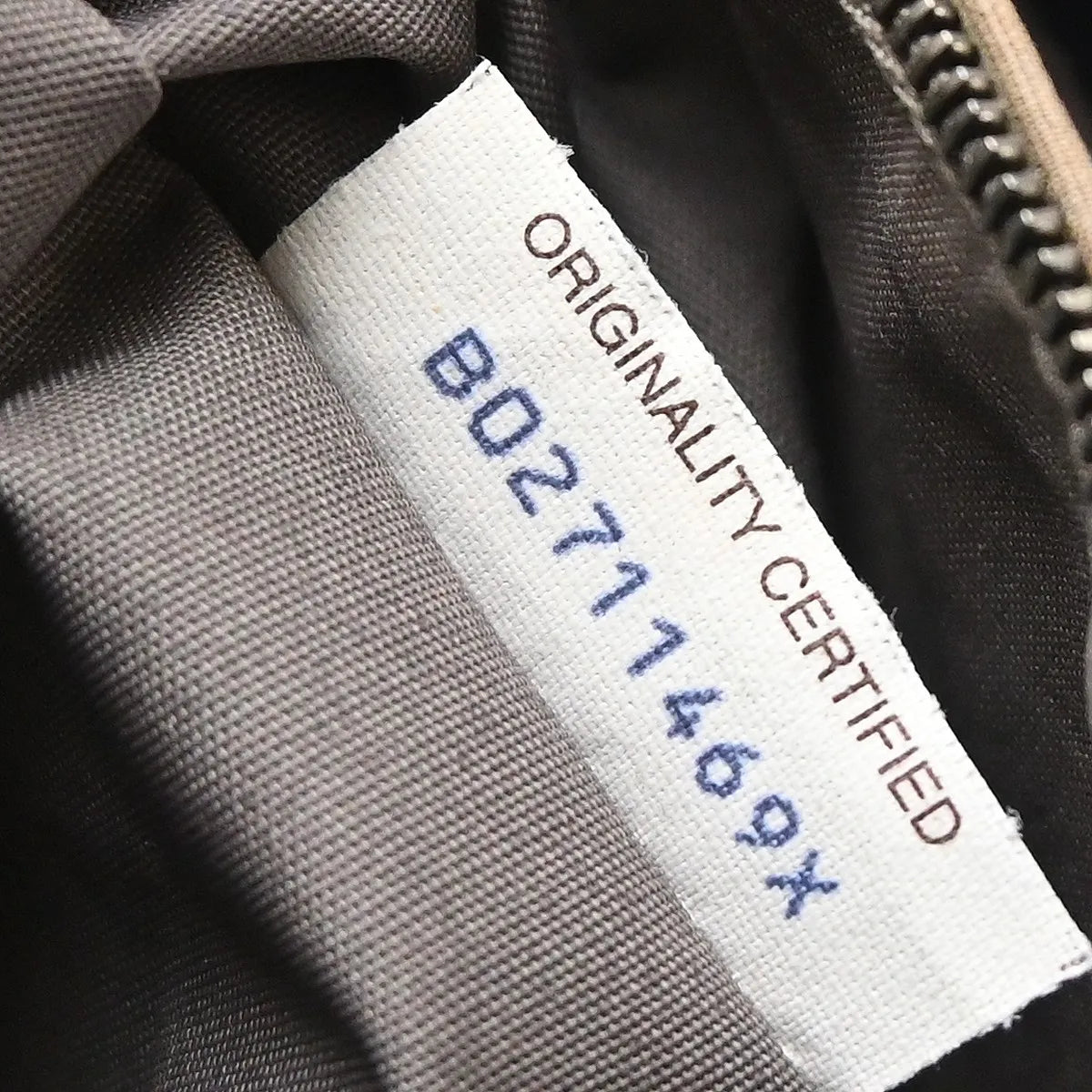 Bottega Veneta Belted Snap Tote Intrecciato Nappa Navy Leather Tote Bag Bag (Pre-Owned)