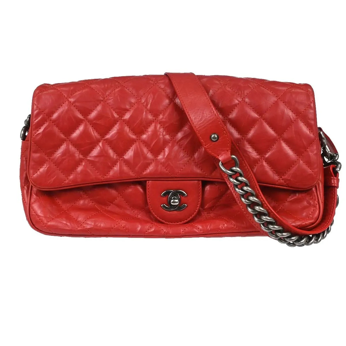 Chanel Casual Rock Airlines Flap Quilted Crumpled Calfskin Red Calfskin Shoulder Bag Bag (Pre-Owned)