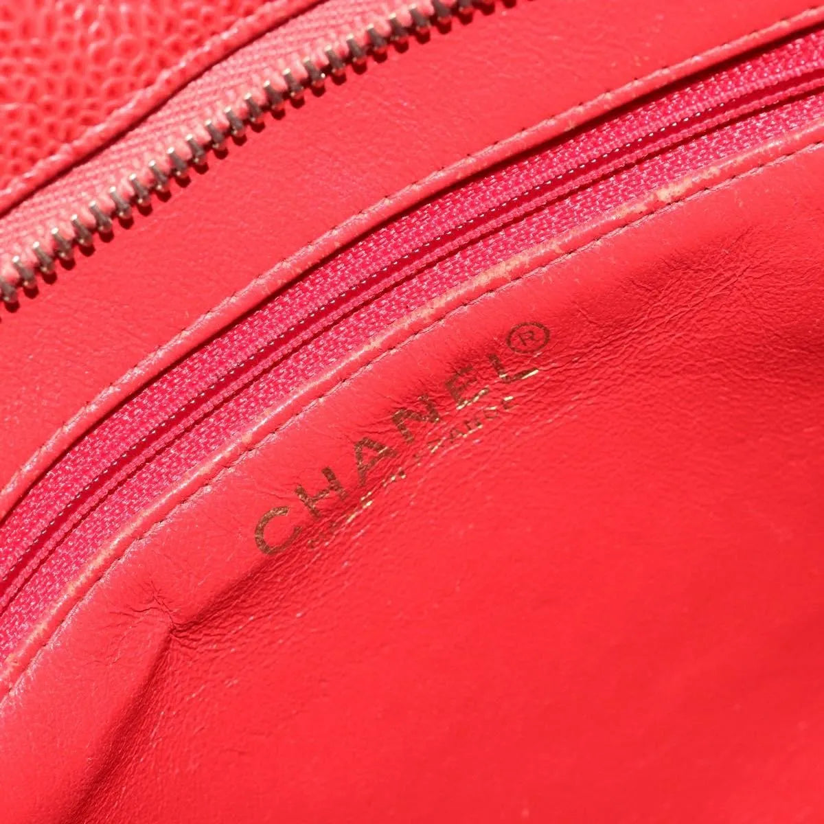 Chanel Medallion Tote Quilted Caviar Red Leather Tote Bag Bag (Pre-Owned)