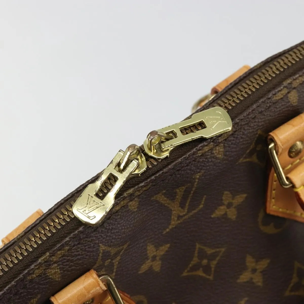 Louis Vuitton Alma Monogram Canvas Brown Canvas Handbag (Pre-Owned)