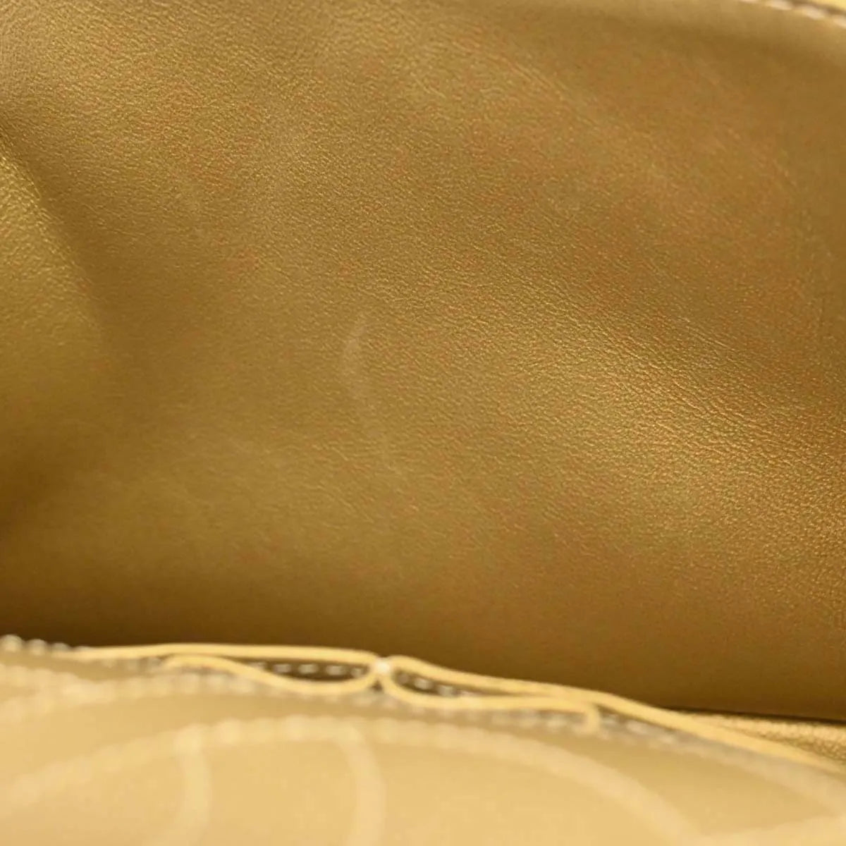 Chanel 2.55 Leather Gold Calfskin Shoulder Bag Bag (Pre-Owned)