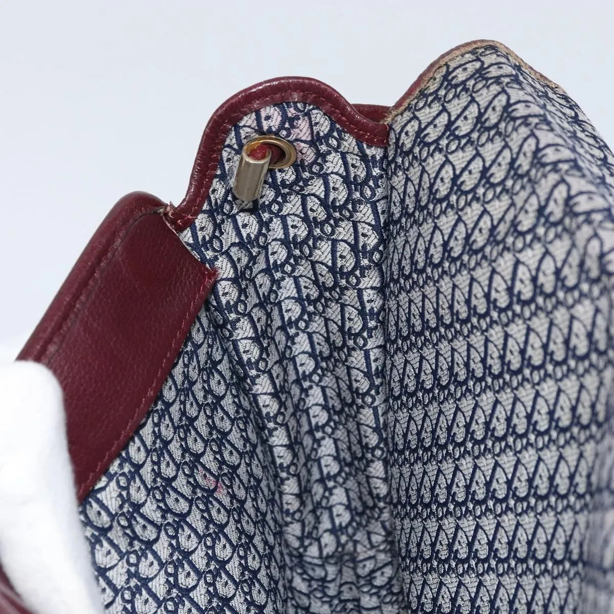 Christian Dior Vintage Leather Burgundy Leather Shoulder Bag Bag (Pre-Owned)