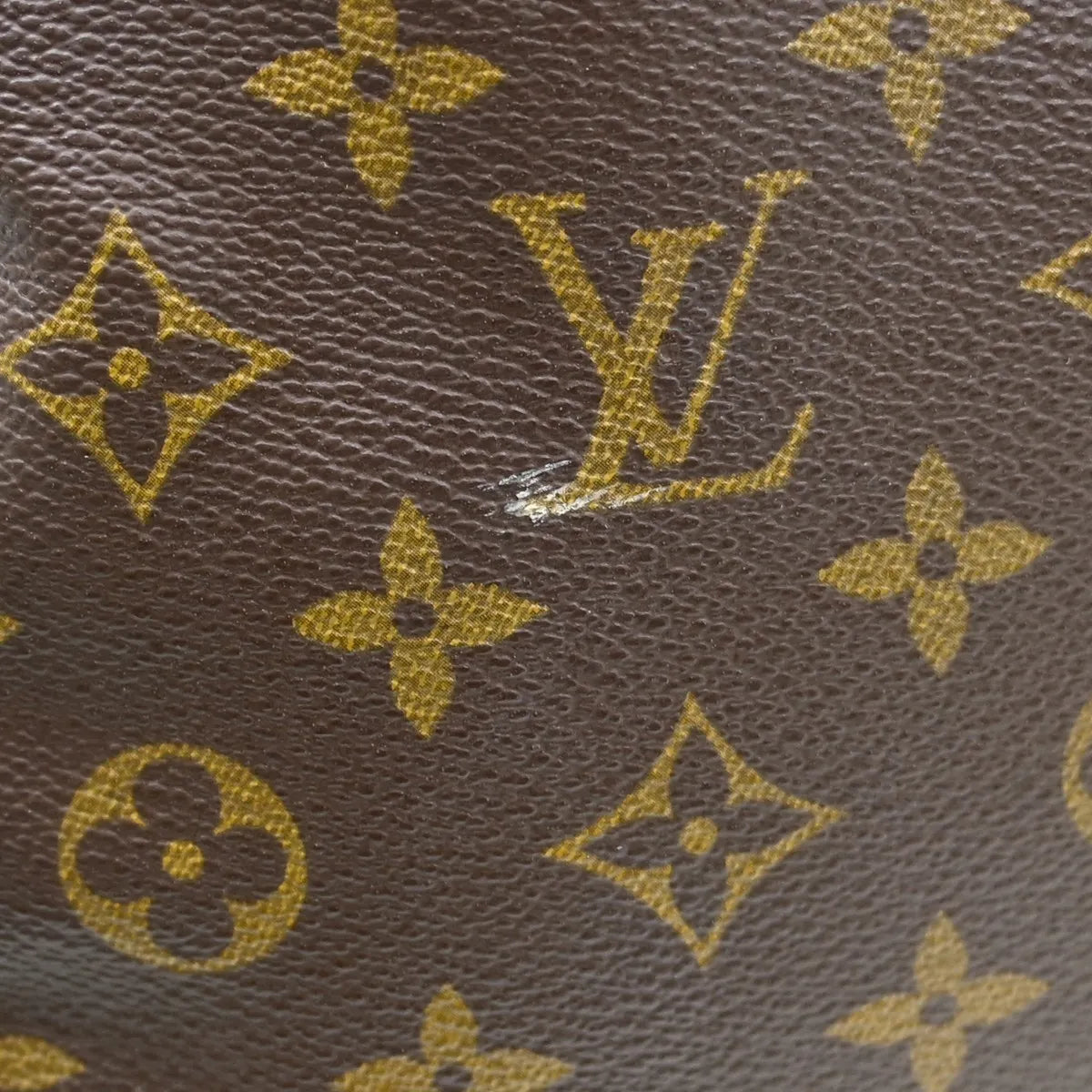 Louis Vuitton Keepall Bag Monogram Canvas Brown Canvas Travel Bag Bag (Pre-Owned)