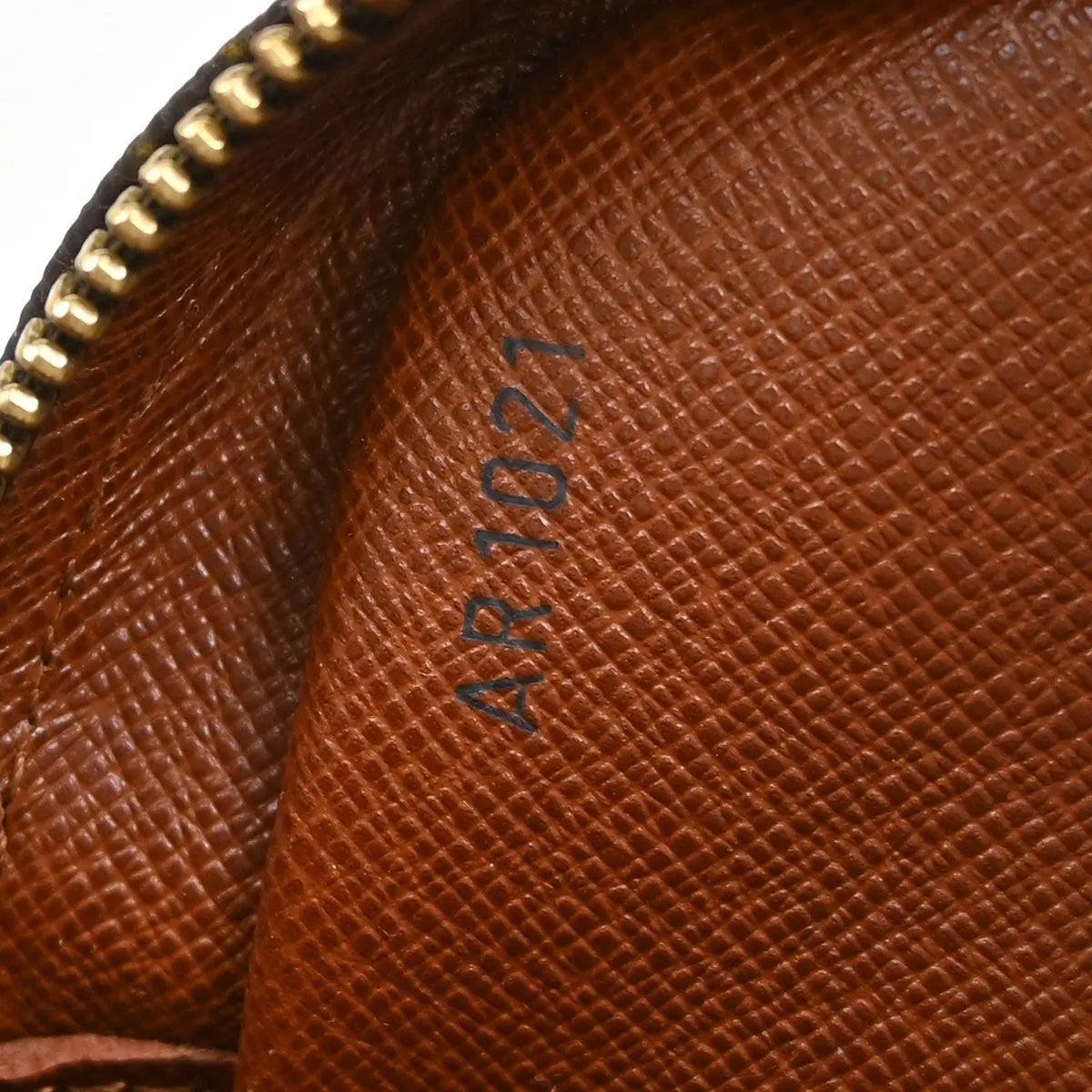 Louis Vuitton Amazone Monogram Canvas Brown Canvas Shoulder Bag Bag (Pre-Owned)