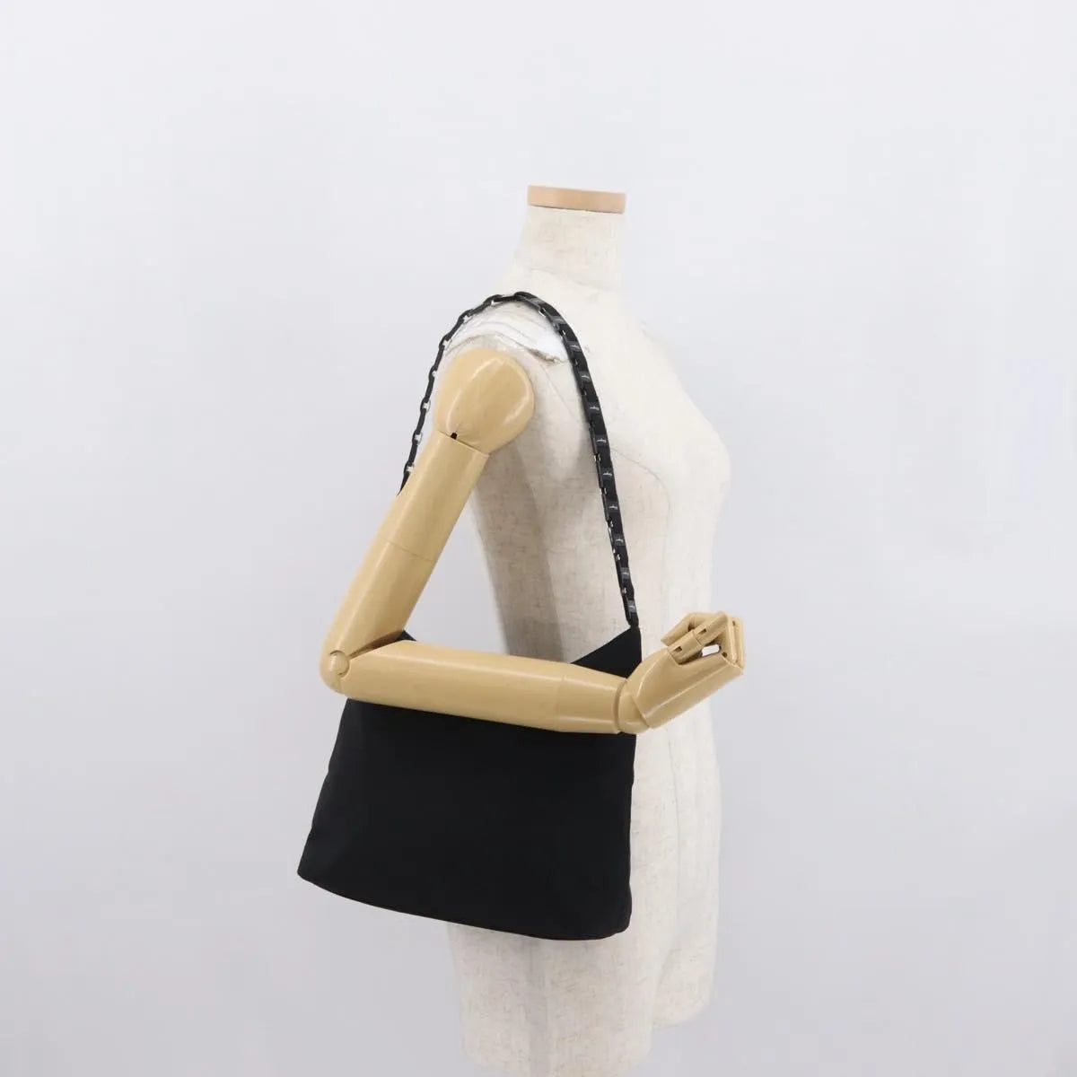 Salvatore Ferragamo Vala Nylon Black Nylon Shoulder Bag Bag (Pre-Owned)