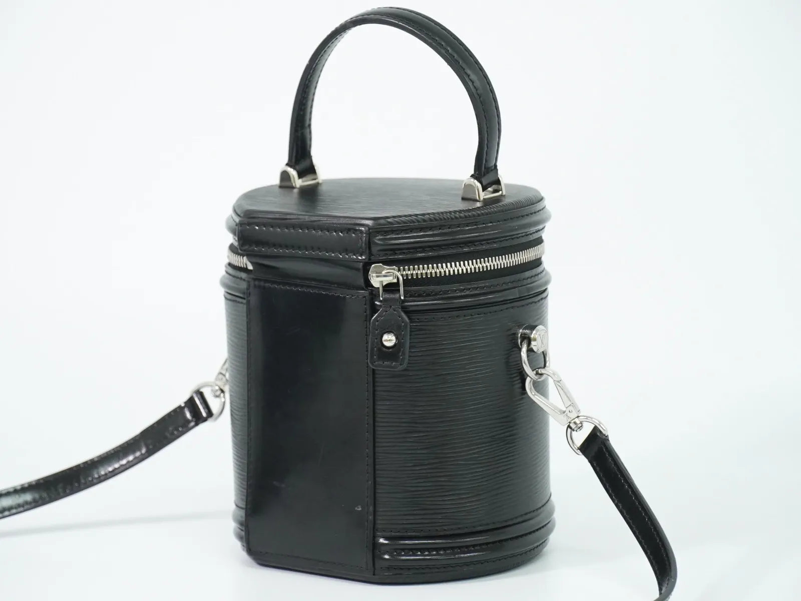 Louis Vuitton Cannes Epi Black Leather Handbag (Pre-Owned)