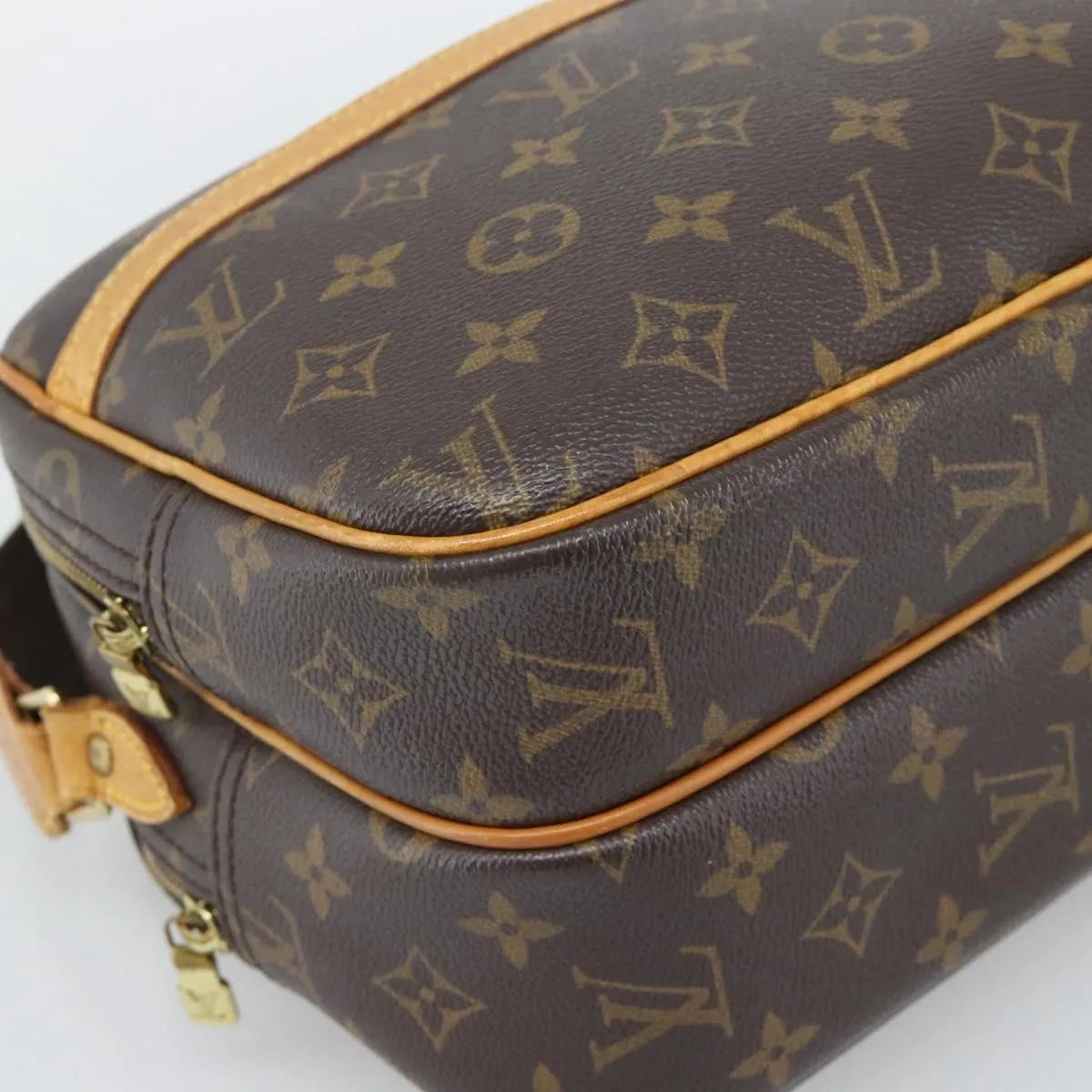Louis Vuitton Reporter Monogram Brown Canvas Shoulder Bag Bag (Pre-Owned)