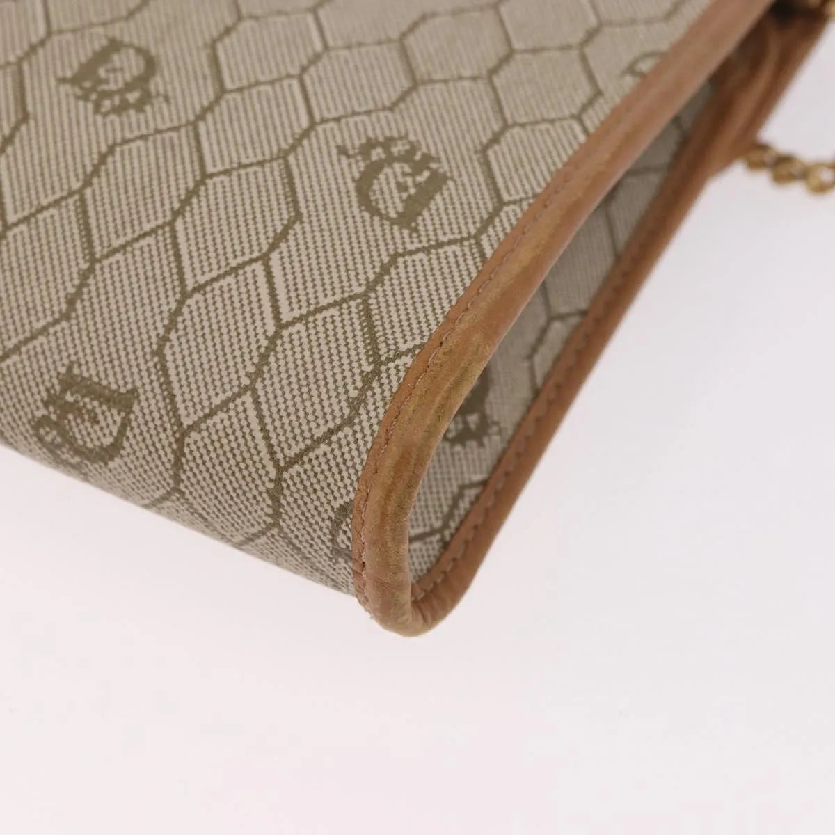 Christian Dior Vintage Honeycomb Chain Canvas Beige Canvas Shoulder Bag Bag (Pre-Owned)