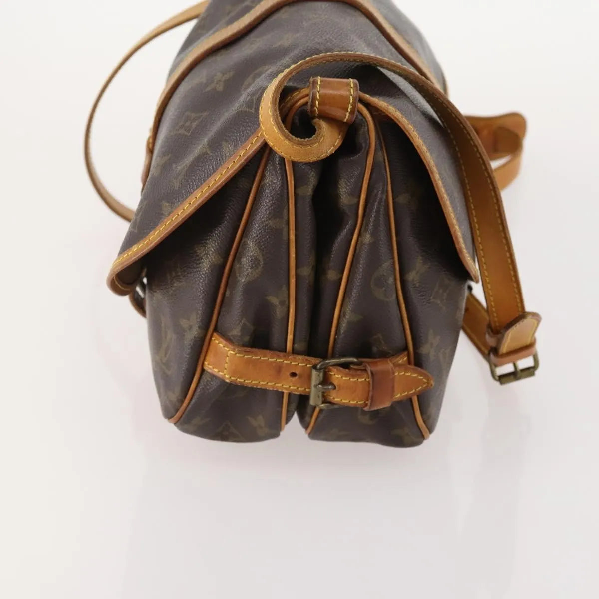Louis Vuitton Saumur Monogram Canvas Brown Canvas Shoulder Bag Bag (Pre-Owned)
