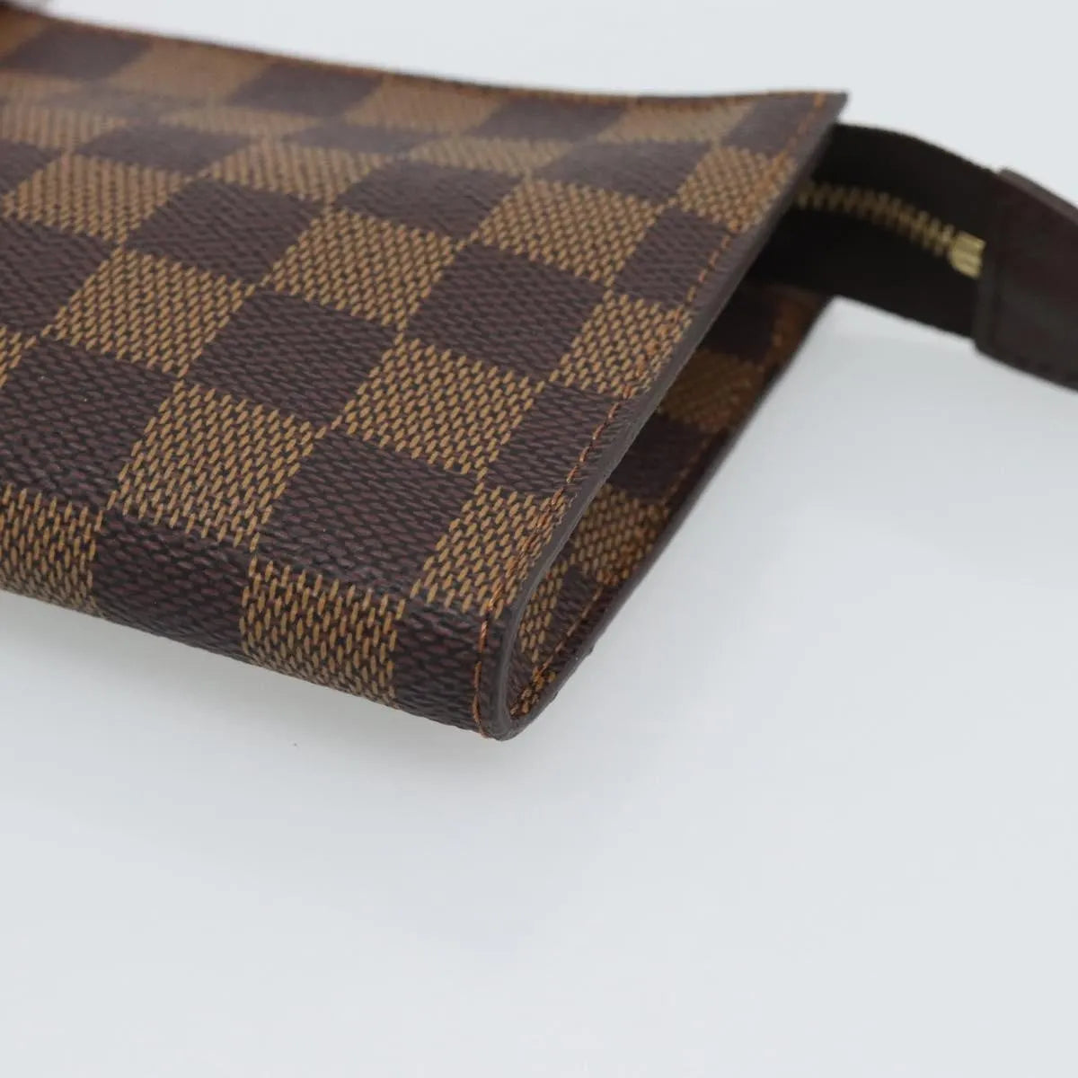 Louis Vuitton Marais Bucket Zip Damier Brown Canvas Clutche & Pouche Bag (Pre-Owned)