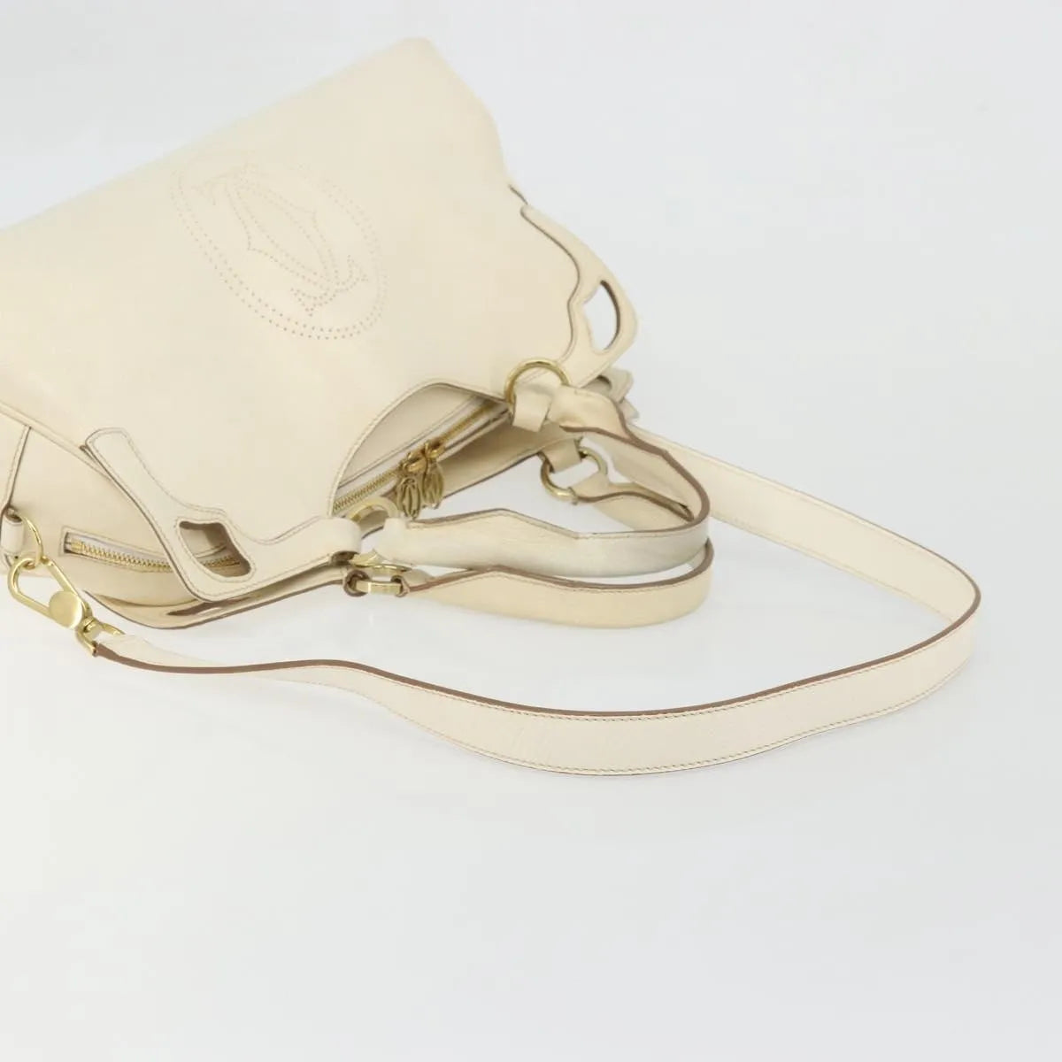 Cartier Marcello Leather White Leather Shoulder Bag Bag (Pre-Owned)