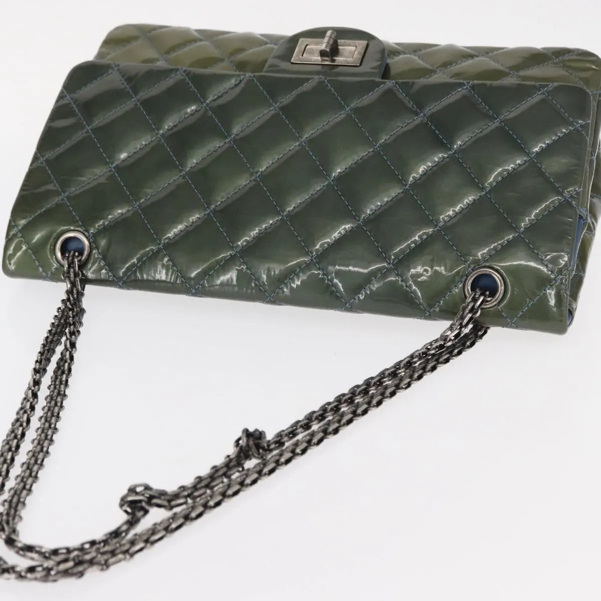 Chanel Reissue 2.55 Flap Quilted Patent Green Patent_Leather Shoulder Bag Bag (Pre-Owned)