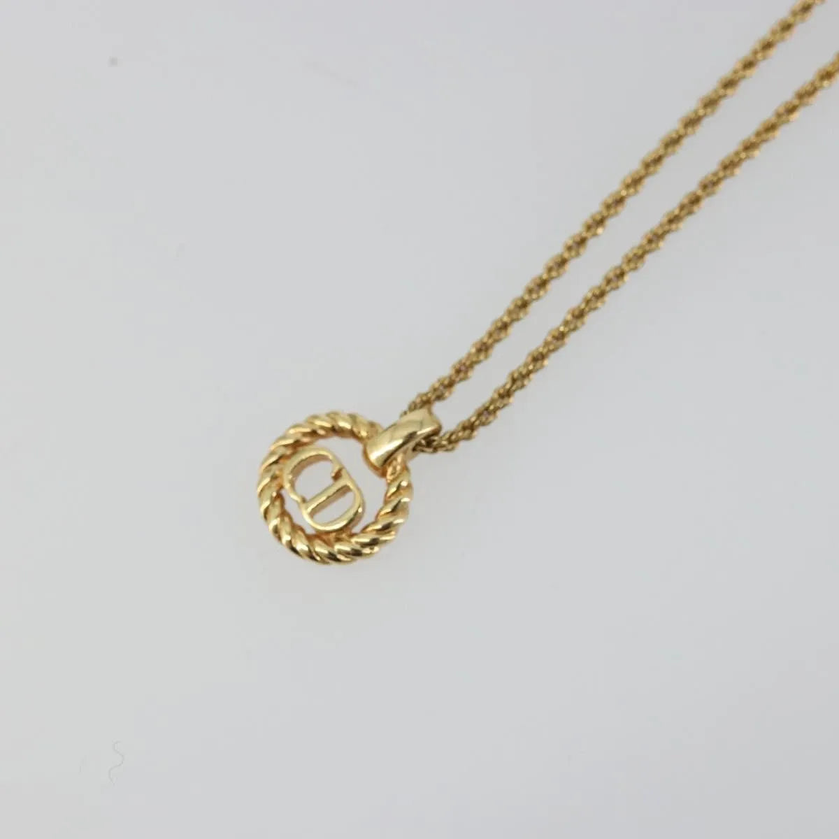 Christian Dior Cd Round Pendant Metal Gold Metal Necklace Jewelry (Pre-Owned)