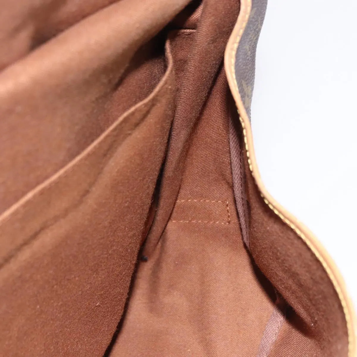 Louis Vuitton Saumur Monogram Brown Canvas Shoulder Bag Bag (Pre-Owned)