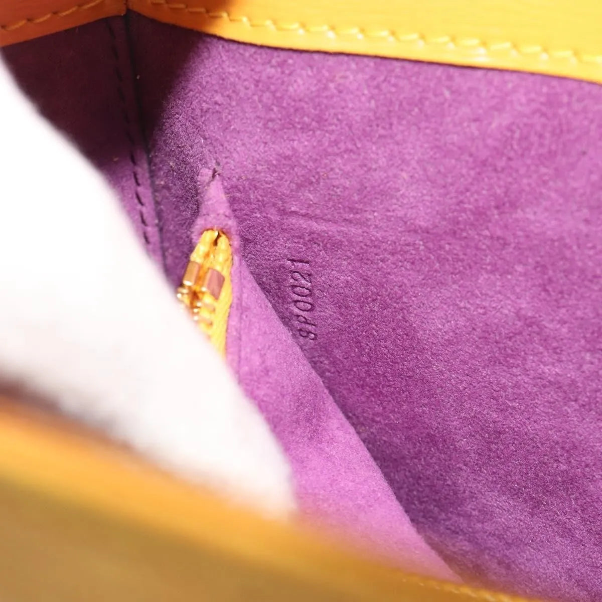 Louis Vuitton Buci Epi Leather Yellow Leather Shoulder Bag Bag (Pre-Owned)