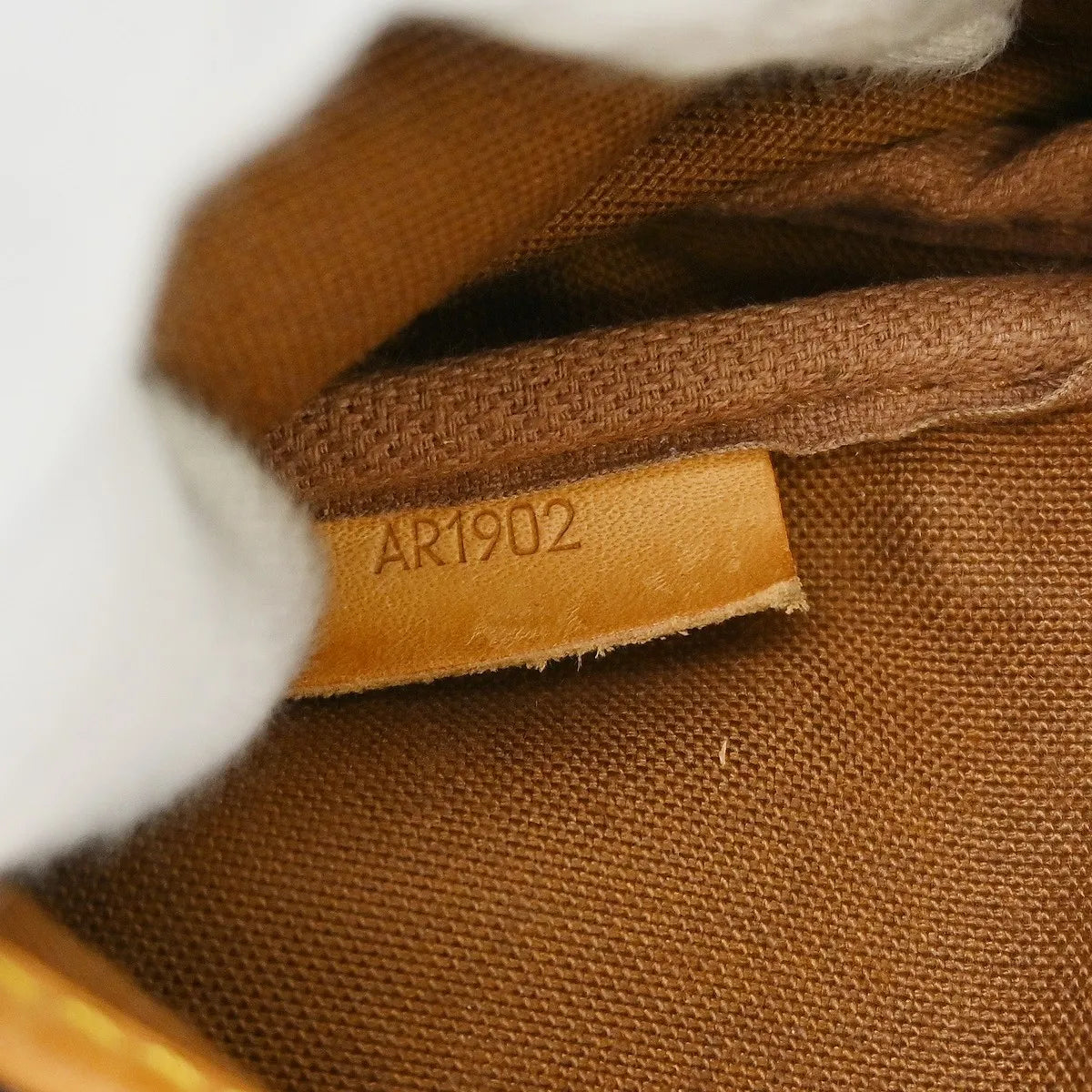 Louis Vuitton Saumur Monogram Canvas Brown Canvas Shoulder Bag Bag (Pre-Owned)