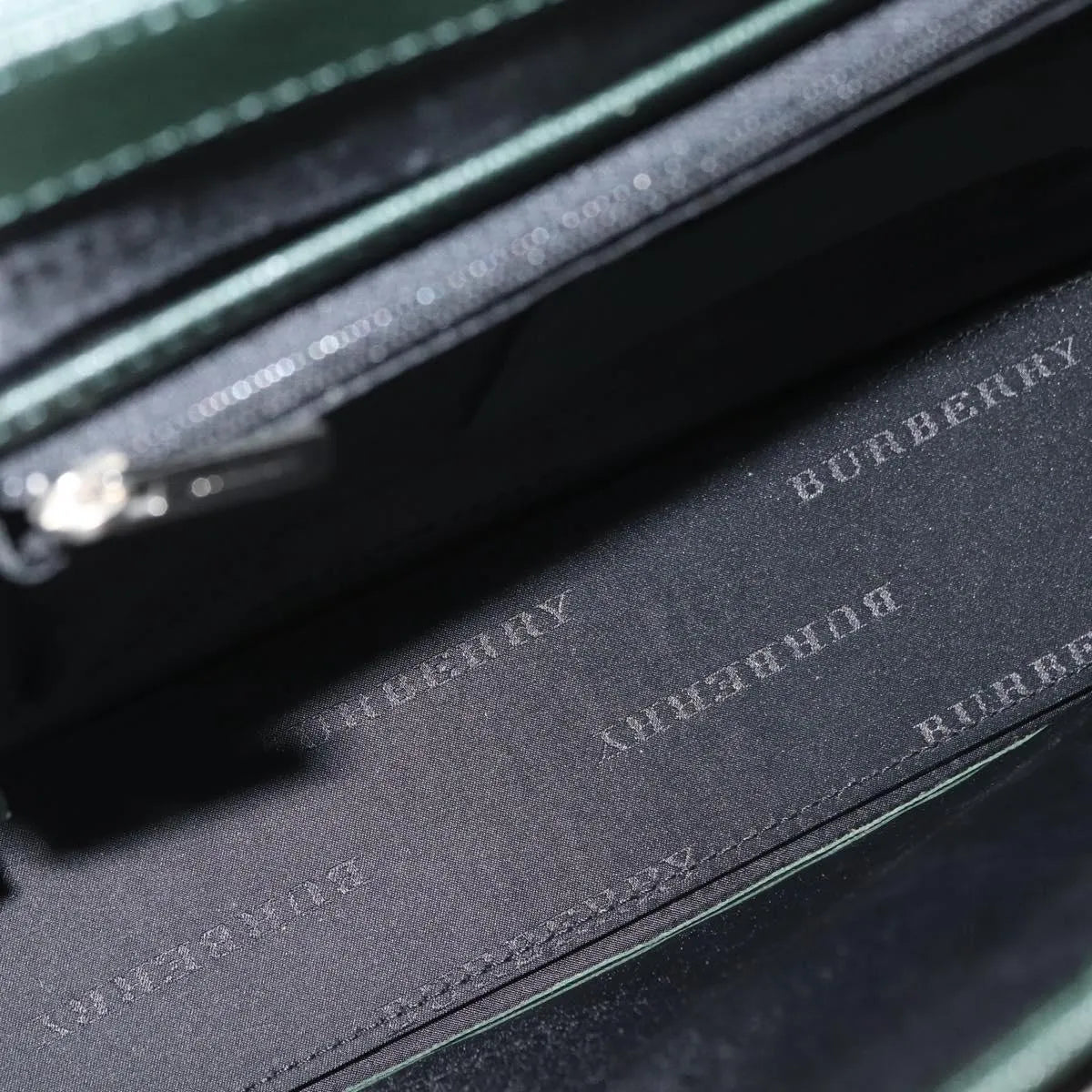 Burberry Briefcase Leather Green Leather Briefcase Bag (Pre-Owned)