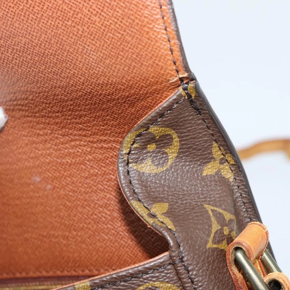 Louis Vuitton Saint Cloud Monogram Canvas Brown Canvas Shoulder Bag Bag (Pre-Owned)
