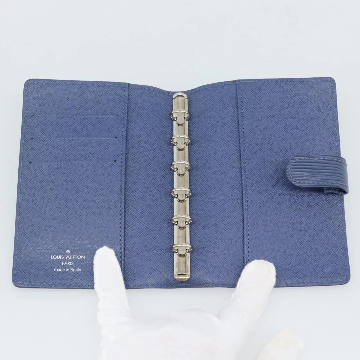 Louis Vuitton Agenda Cover Epi Blue Leather Clutche & Pouche Bag (Pre-Owned)