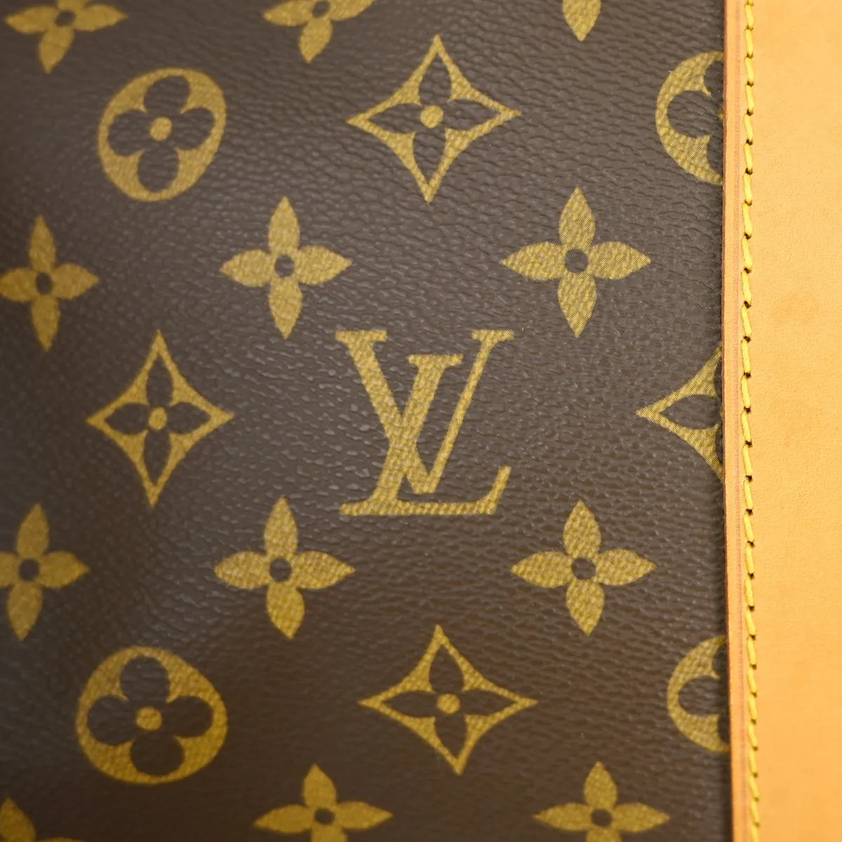 Louis Vuitton Keepall Monogram Brown Canvas Travel Bag Bag (Pre-Owned)