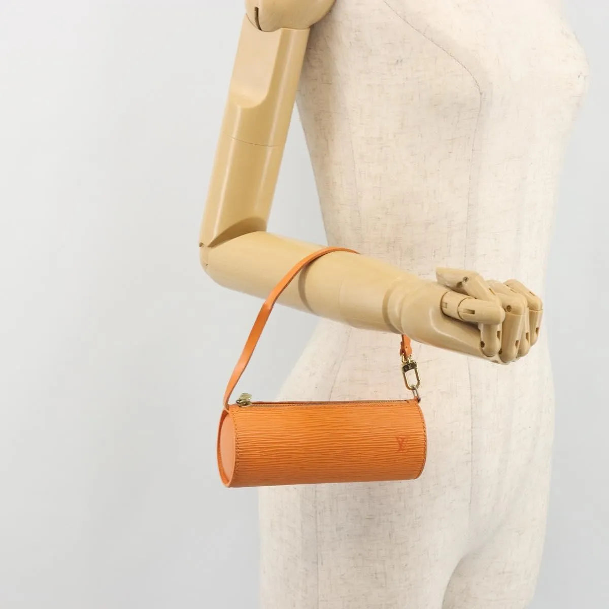 Louis Vuitton Soufflot Pochette Epi Leather Orange Leather Clutche & Pouche Bag (Pre-Owned)