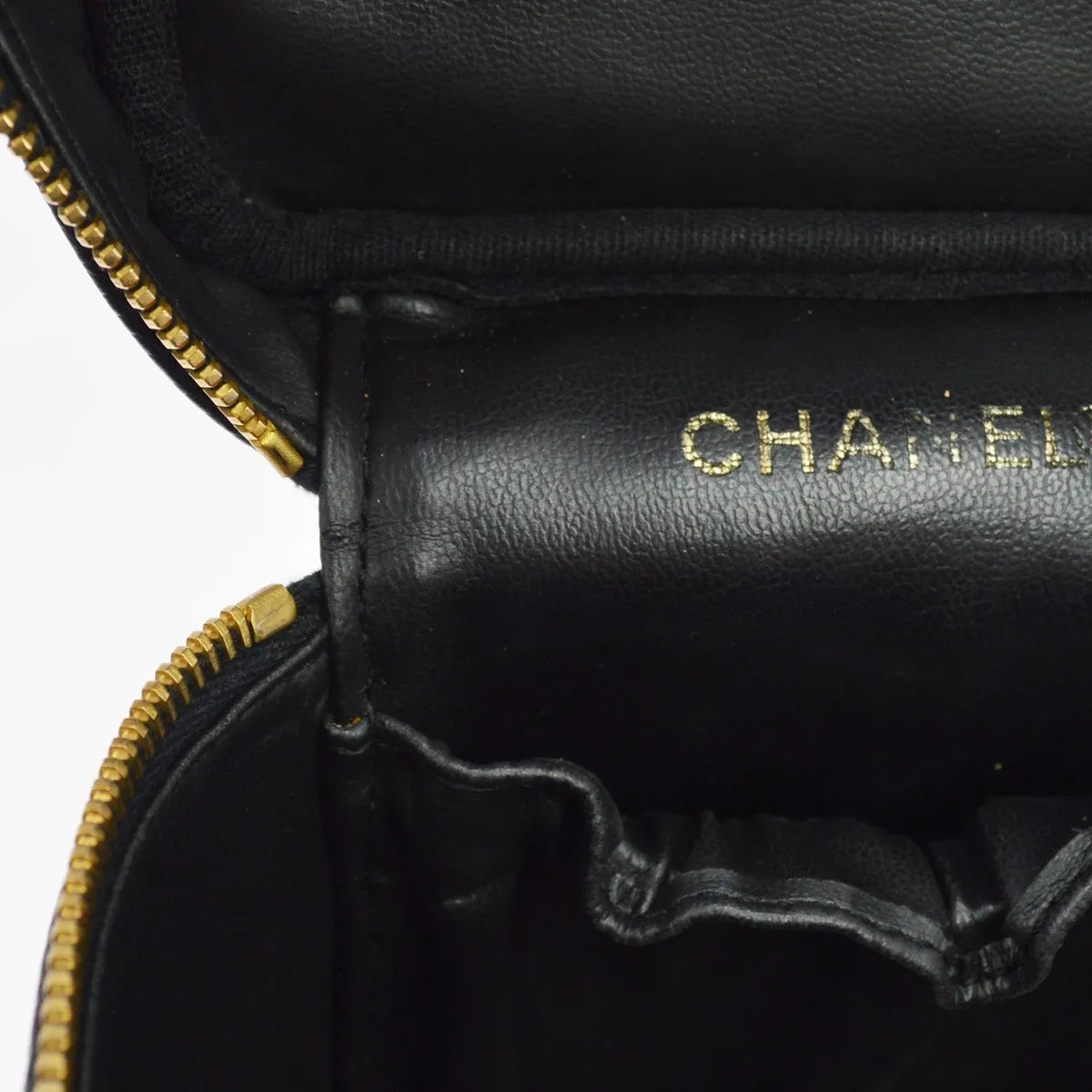 Chanel Vanity Leather Black Leather Handbag (Pre-Owned)