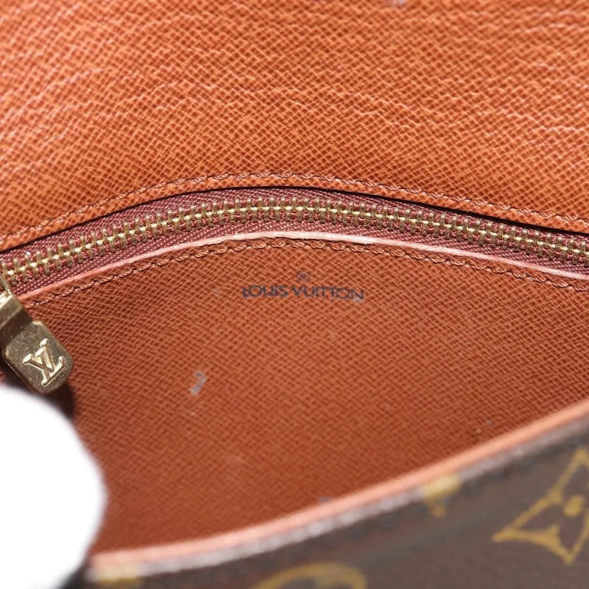Louis Vuitton Saint Cloud Monogram Canvas Brown Canvas Shoulder Bag Bag (Pre-Owned)