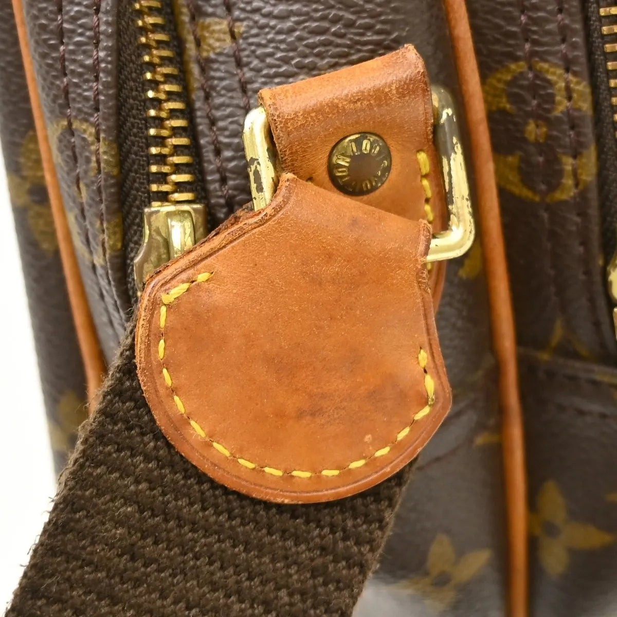 Louis Vuitton Reporter Monogram Brown Canvas Shoulder Bag Bag (Pre-Owned)