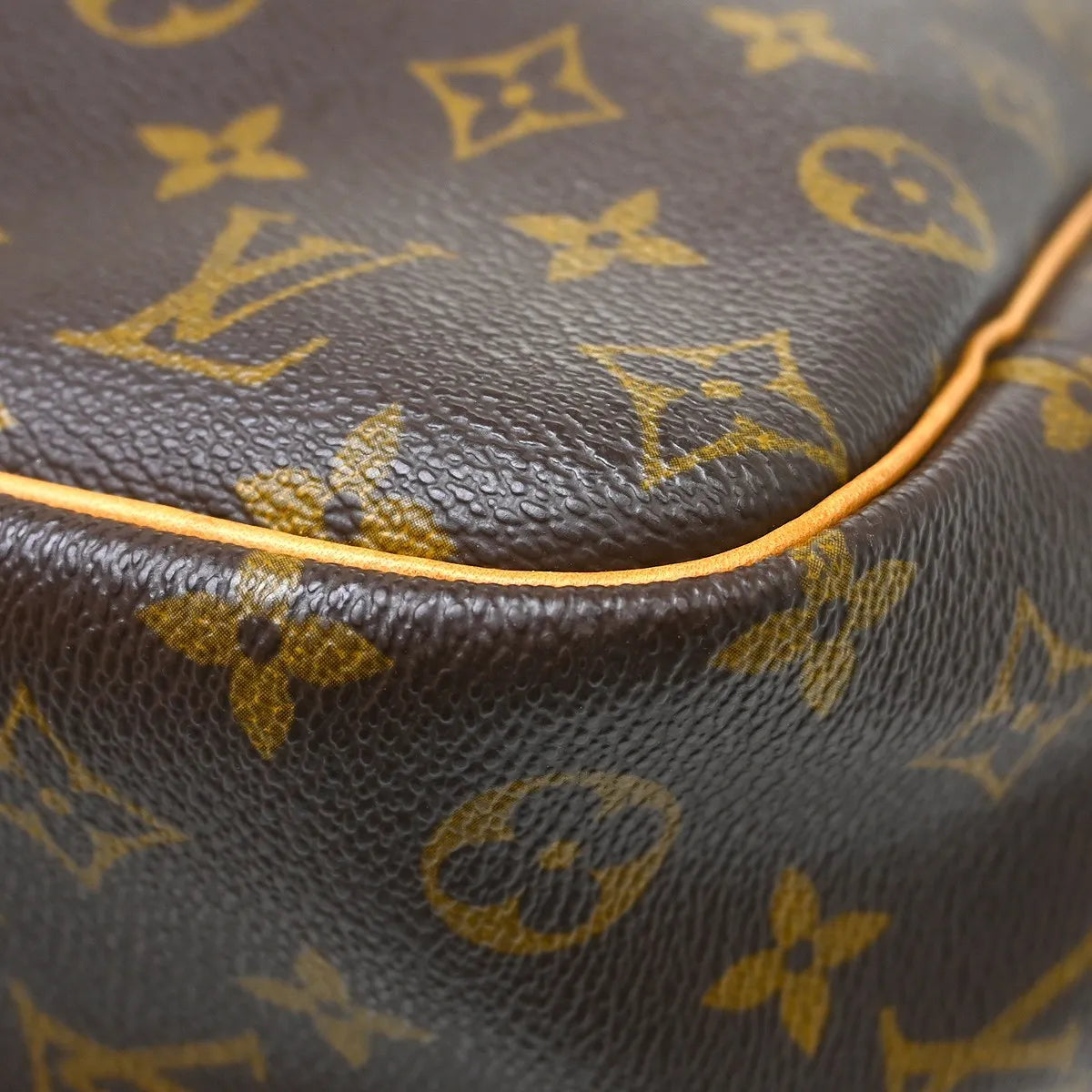 Louis Vuitton Deauville Monogram Canvas Brown Canvas Handbag (Pre-Owned)
