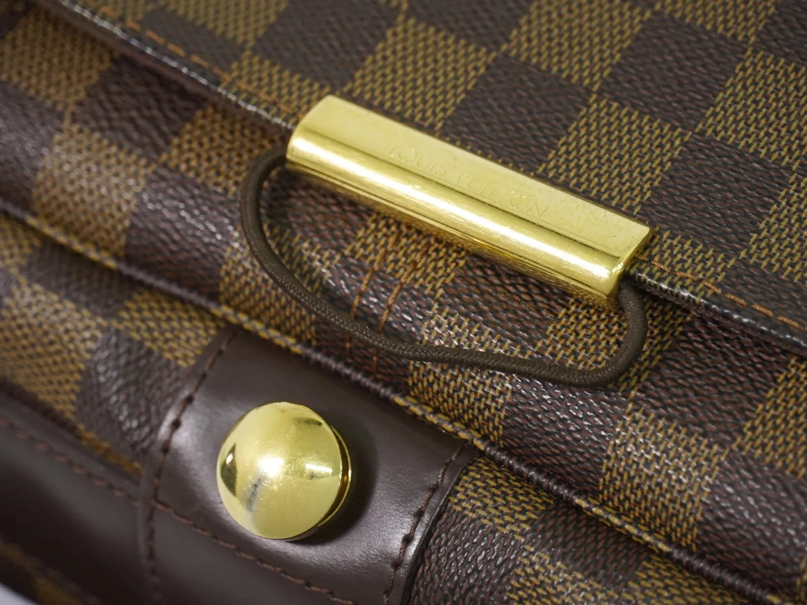 Louis Vuitton Bastille Damier Brown Canvas Shoulder Bag Bag (Pre-Owned)