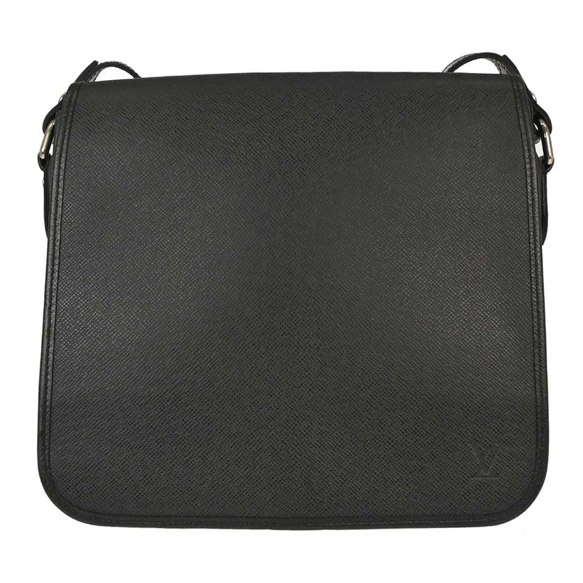 Louis Vuitton Andrei Messenger Taiga Leather Black Leather Shoulder Bag Bag (Pre-Owned)