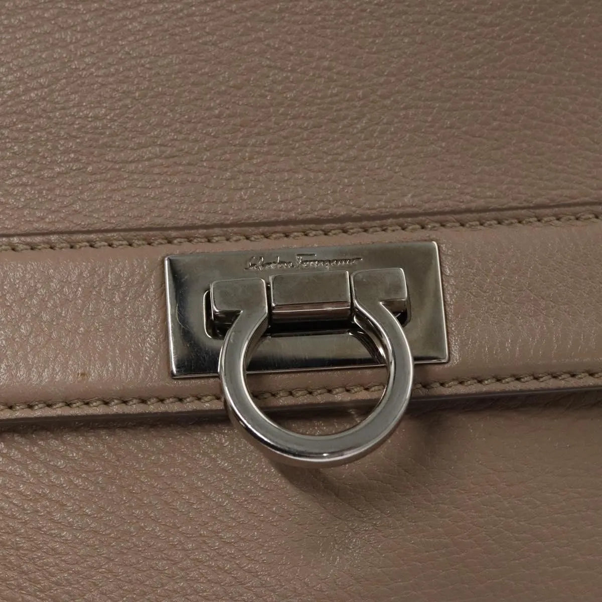 Salvatore Ferragamo Sofia Satchel Leather Beige Leather Handbag (Pre-Owned)