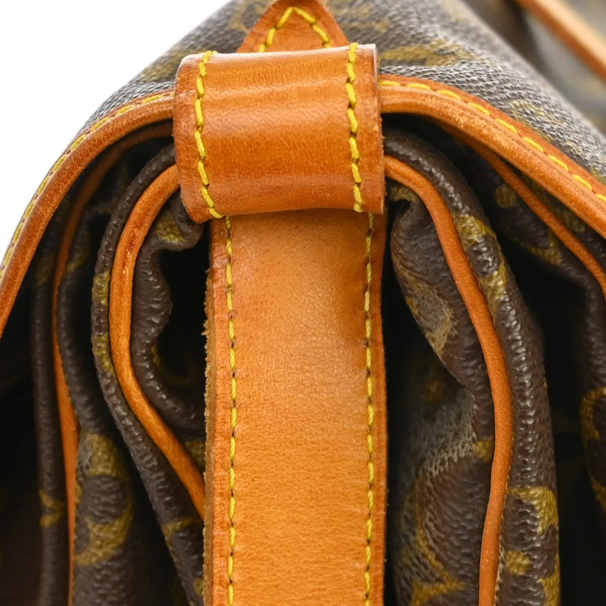 Louis Vuitton Saumur Monogram Canvas Brown Canvas Shoulder Bag Bag (Pre-Owned)