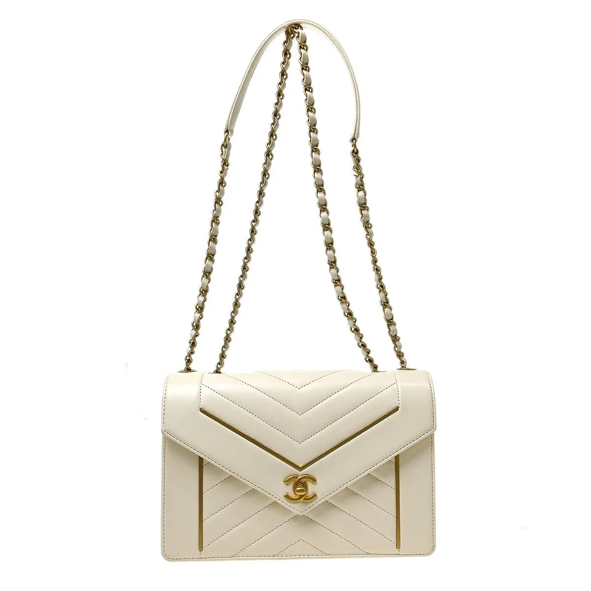 Chanel Reserved Flap Bag Chevron Lambskin White Leather Shoulder Bag Bag (Pre-Owned)