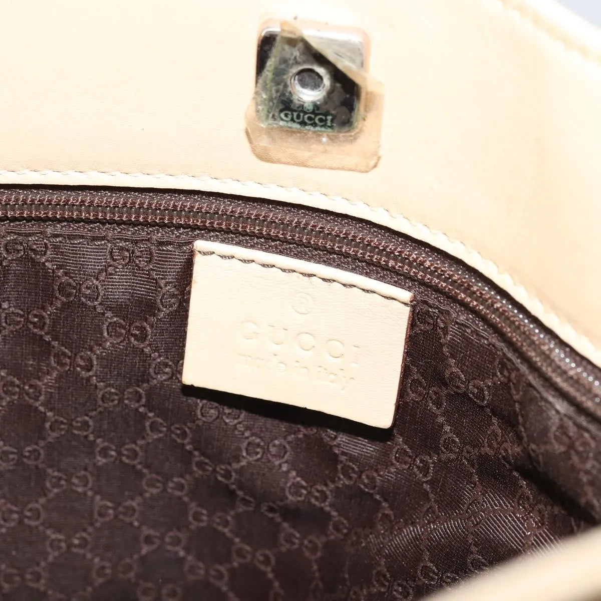 Gucci Vintage Flat Messenger Leather Beige Leather Shoulder Bag Bag (Pre-Owned)