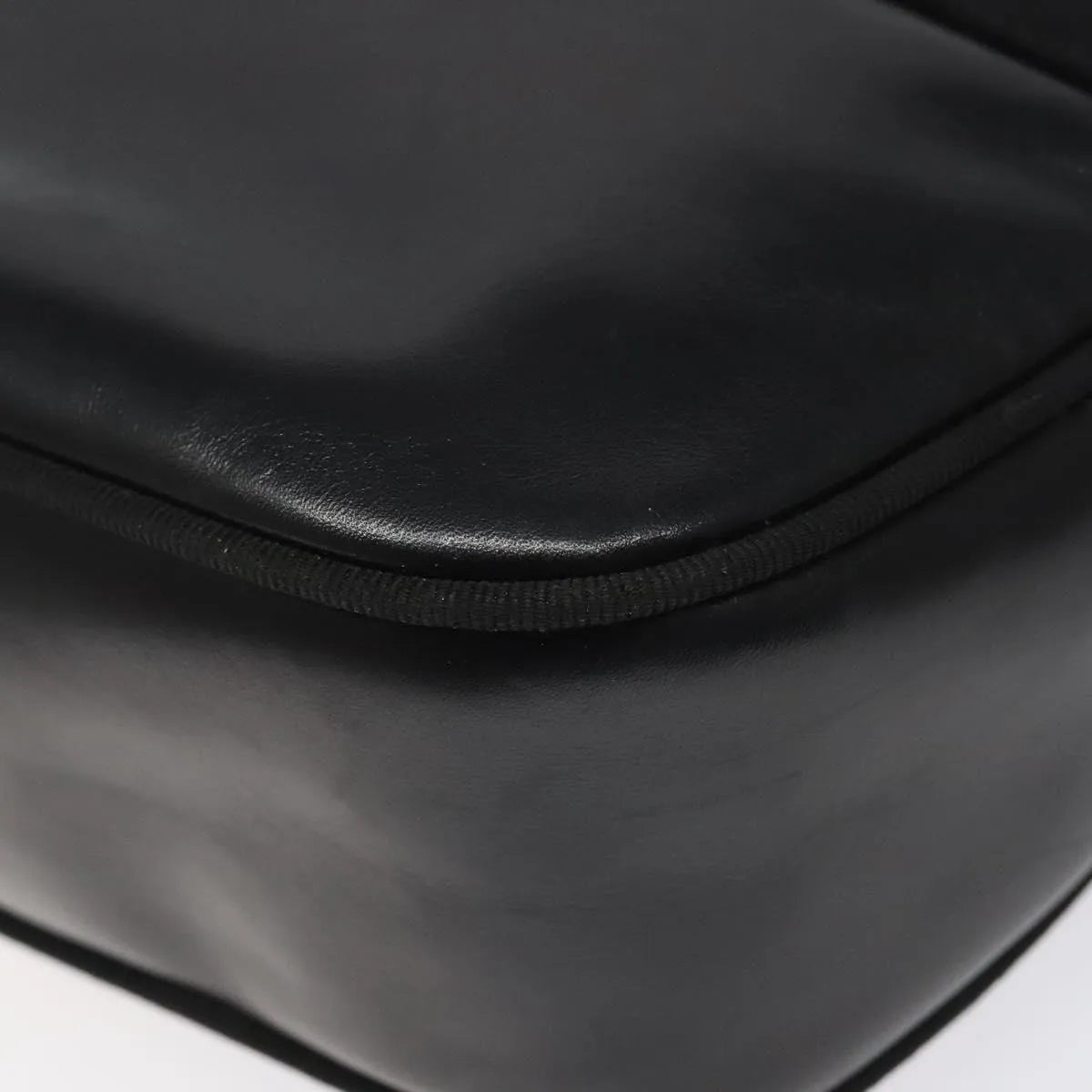 Salvatore Ferragamo Vara Bow Camera Leather Black Leather Shoulder Bag Bag (Pre-Owned)