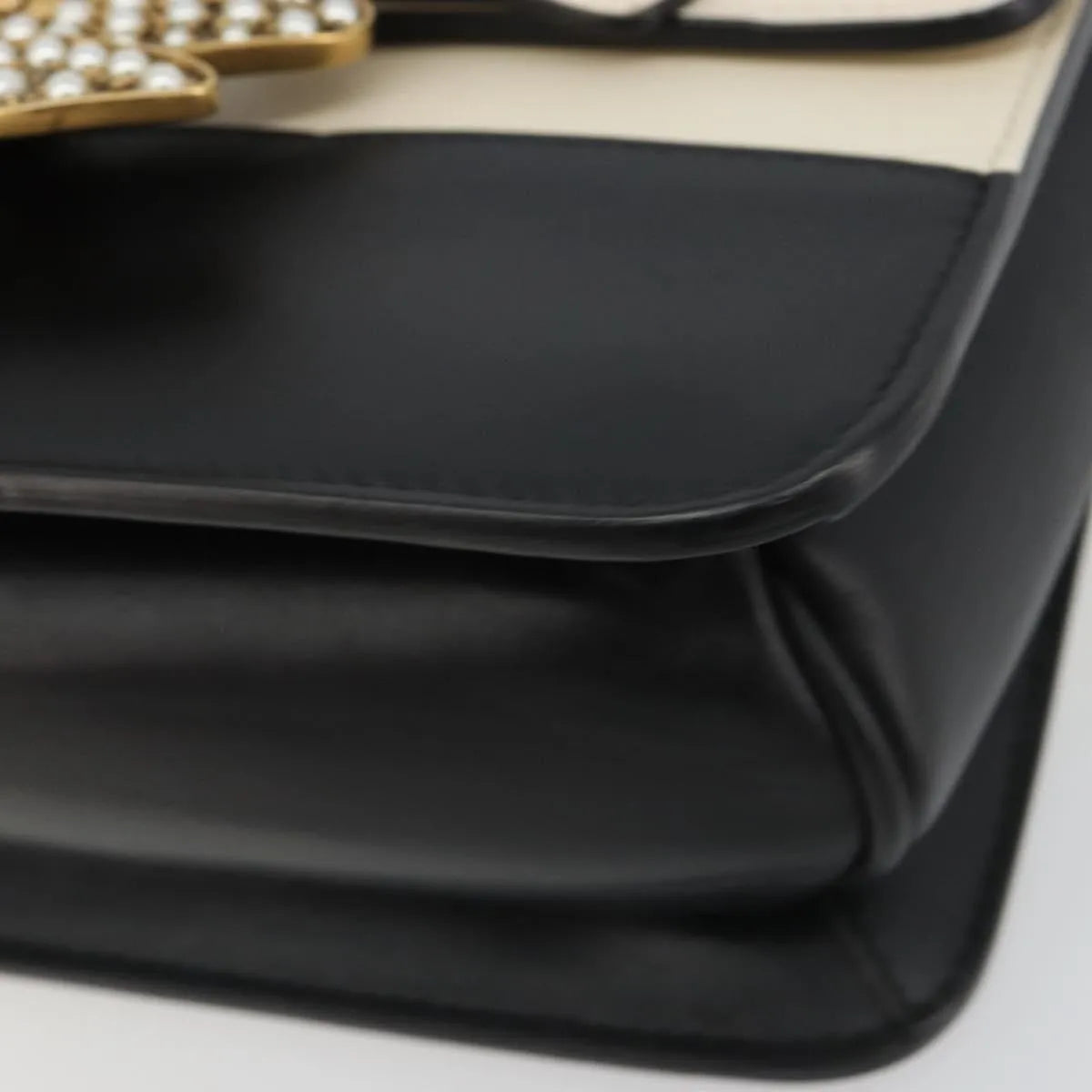 Gucci Queen Margaret Flap Colorblock Leather Black Leather Shoulder Bag Bag (Pre-Owned)