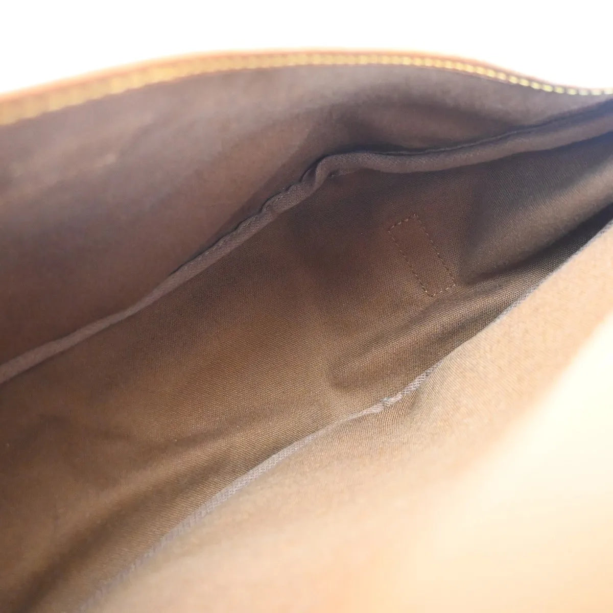 Louis Vuitton Saumur Monogram Brown Leather Shoulder Bag Bag (Pre-Owned)