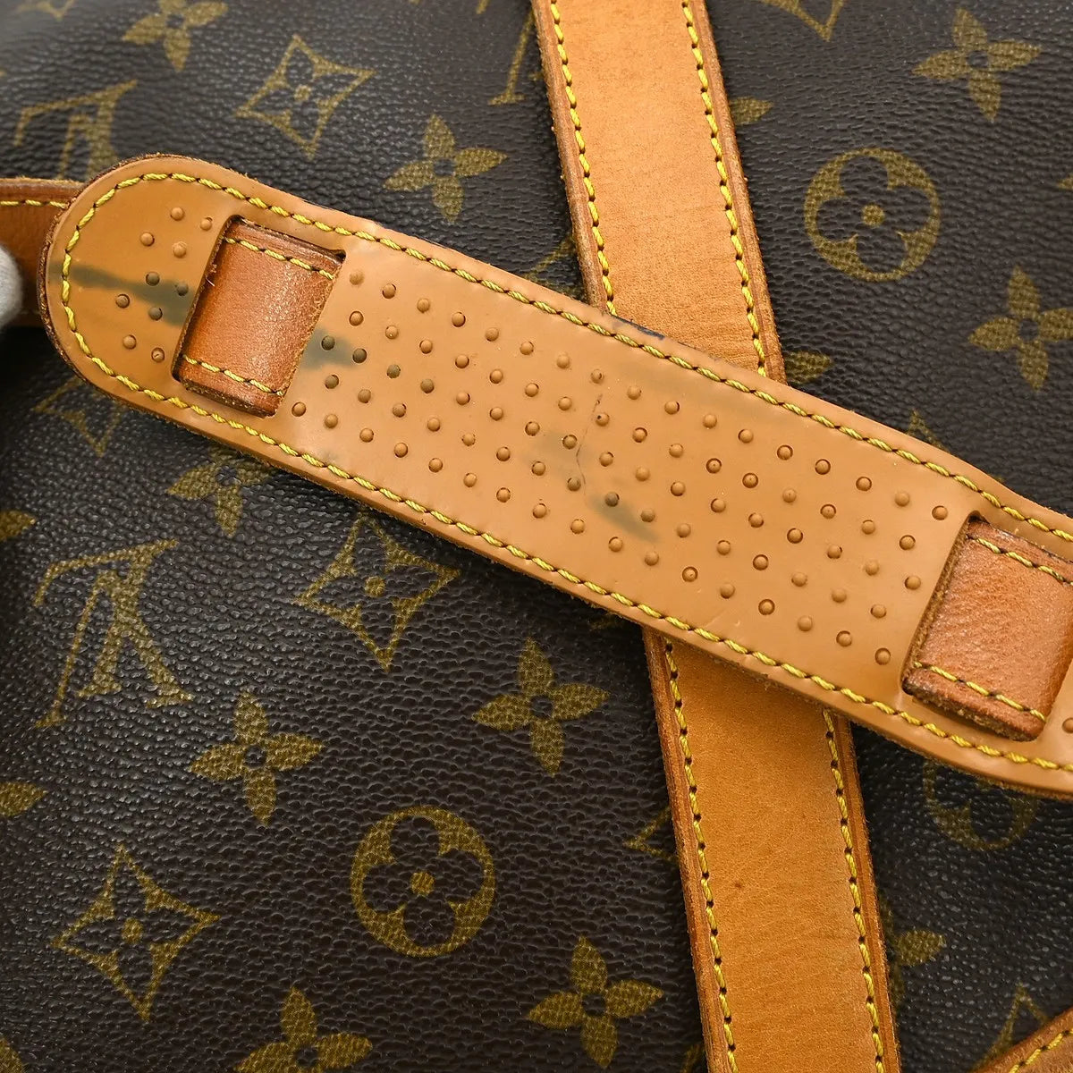 Louis Vuitton Saumur Monogram Brown Canvas Shoulder Bag Bag (Pre-Owned)