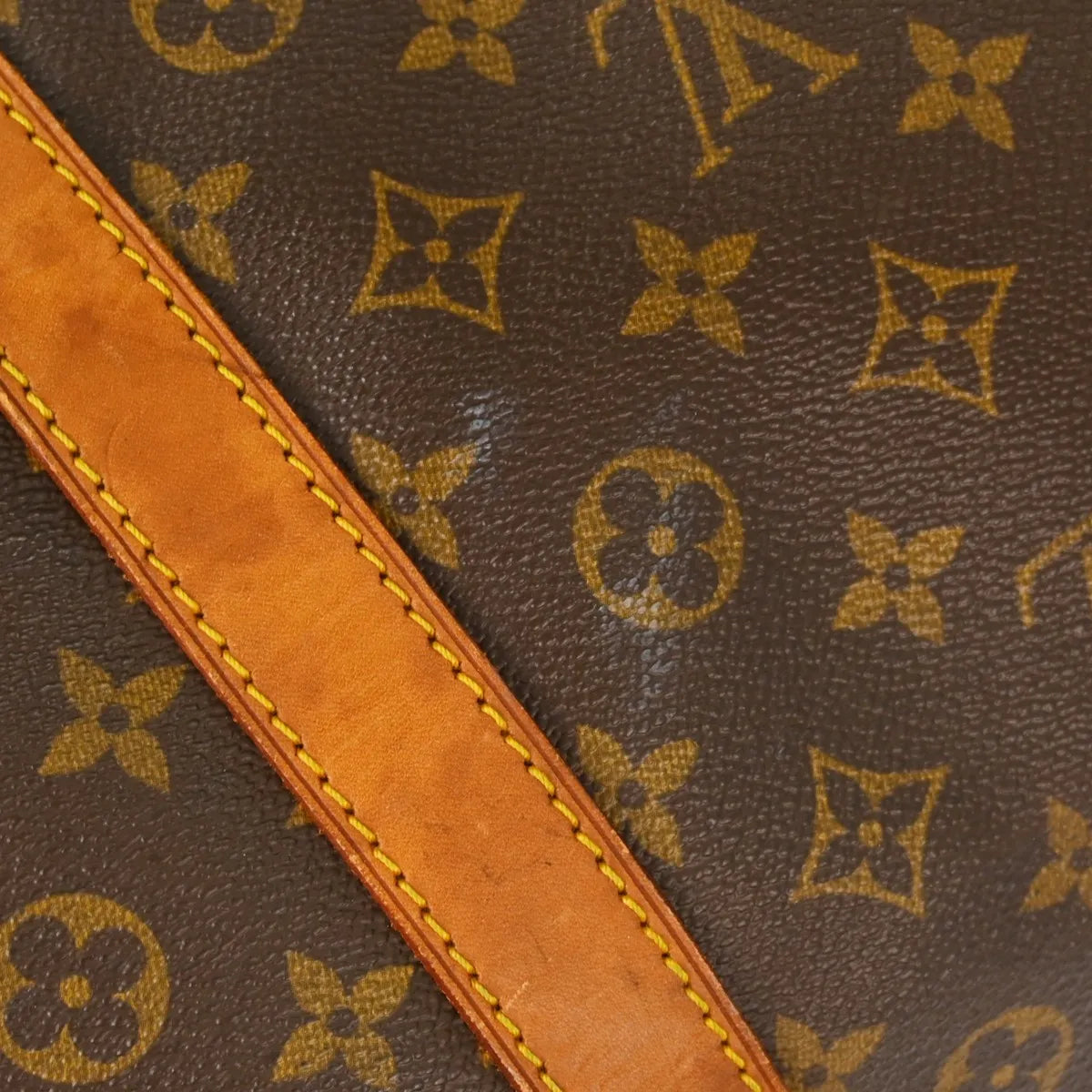 Louis Vuitton Keepall Monogram Canvas Brown Canvas Travel Bag Bag (Pre-Owned)