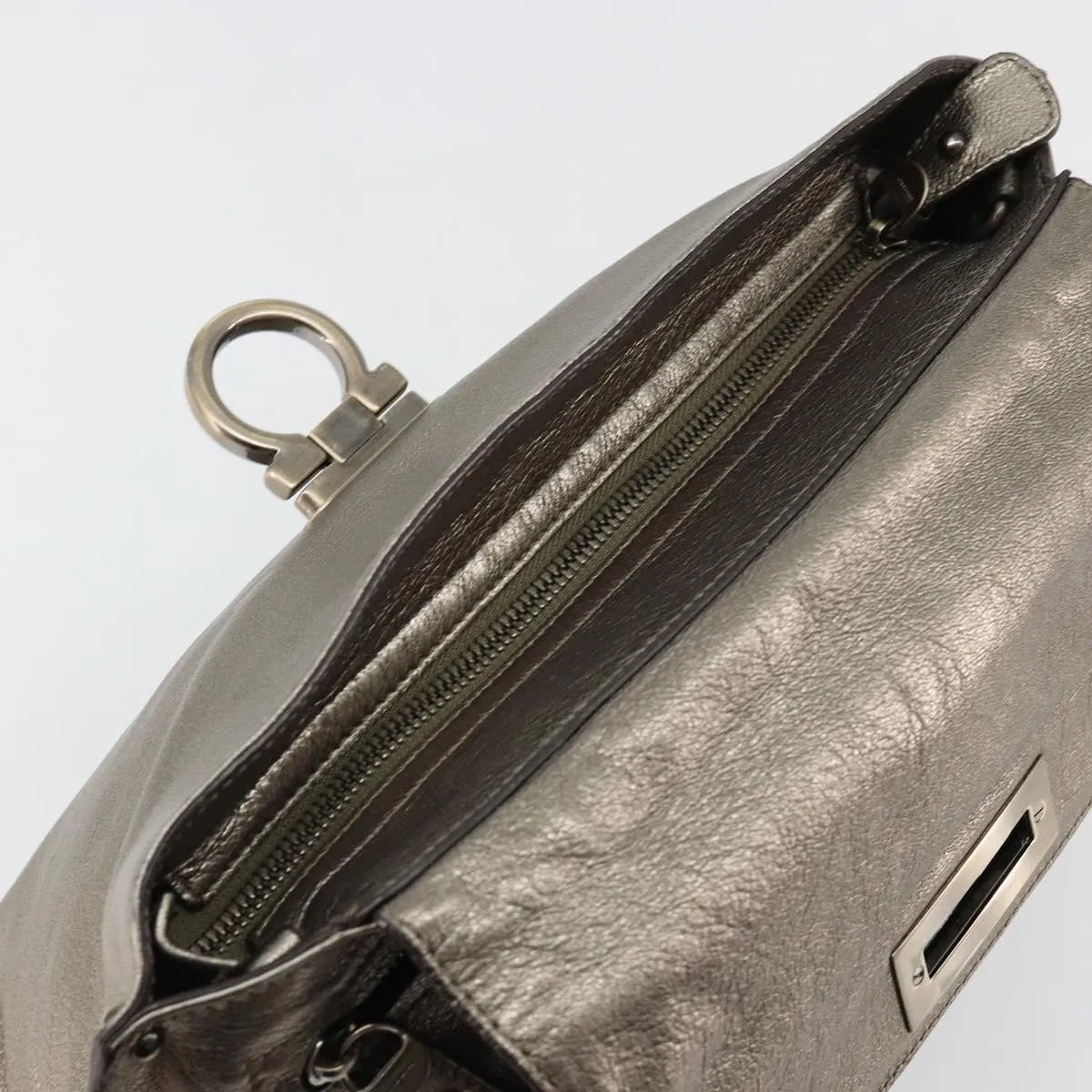 Salvatore Ferragamo Sofia Satchel Leather Silver Leather Handbag (Pre-Owned)
