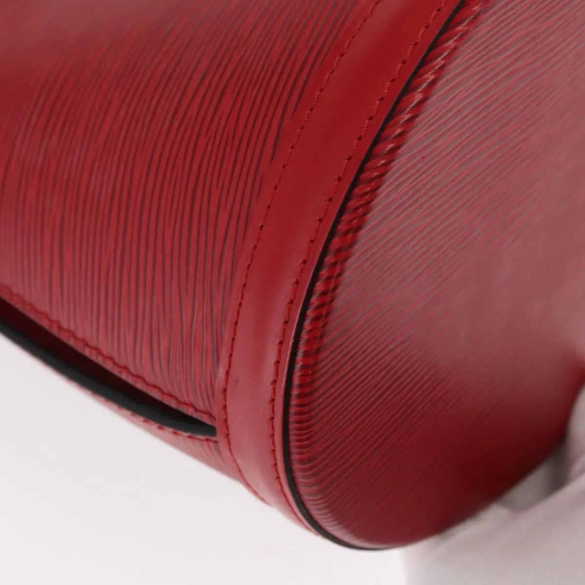 Louis Vuitton Cluny Epi Leather Red Leather Shoulder Bag Bag (Pre-Owned)